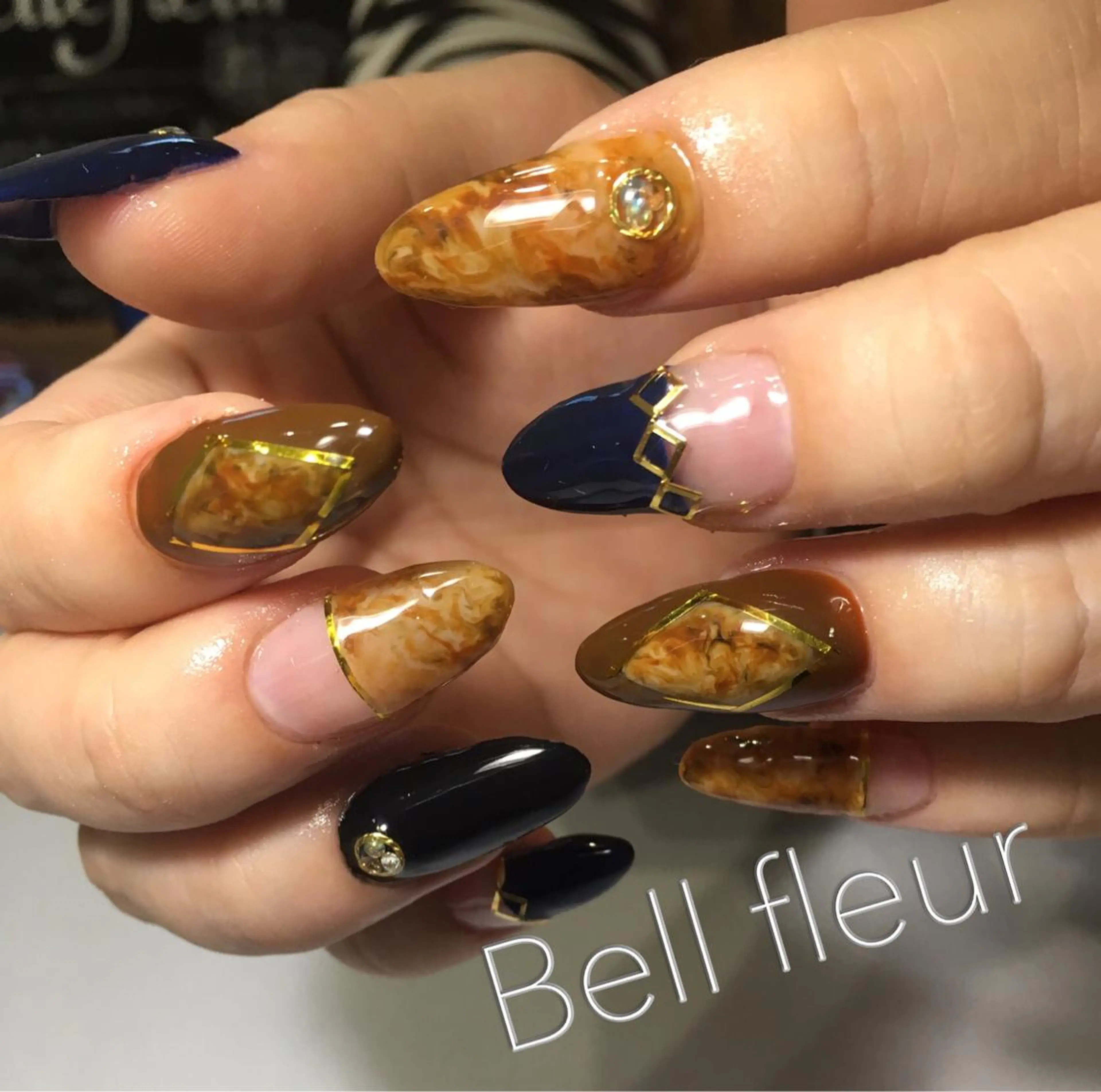 ロング ネイル Belle fleurのネイルデザイン