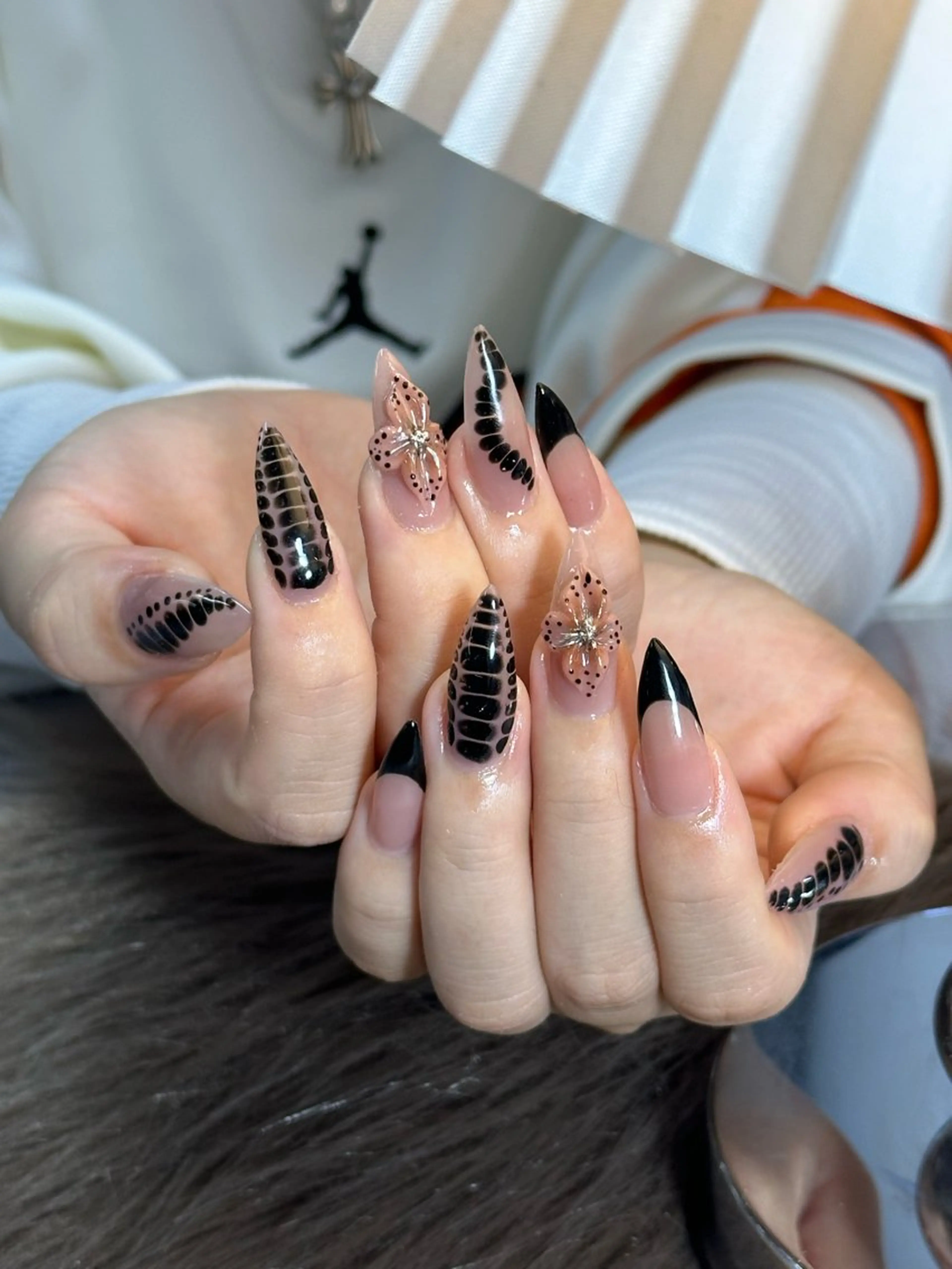 ネイル アートネイル ジェルネイル グラデーション パラジェル ワンホンネイル ハンドネイル if Hair＆Nail Salon所属・IKA /海外ネイル /個性派/ワンホンのネイルデザイン