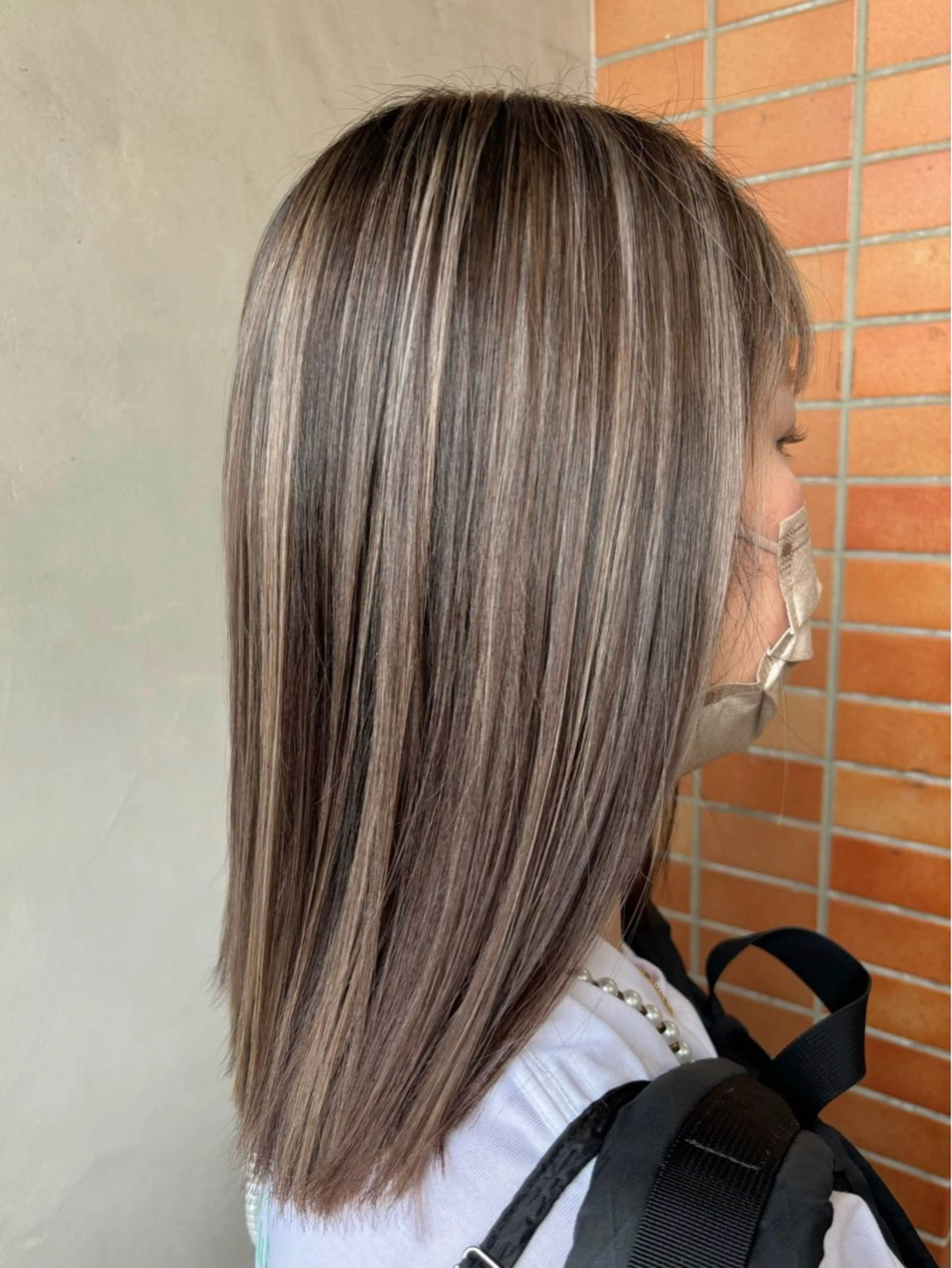 セミロング カラー ハイライトカラー ハイライト カット ヘアカラー トリートメント inc新小岩北口店 🫧Nichikaのヘアスタイル