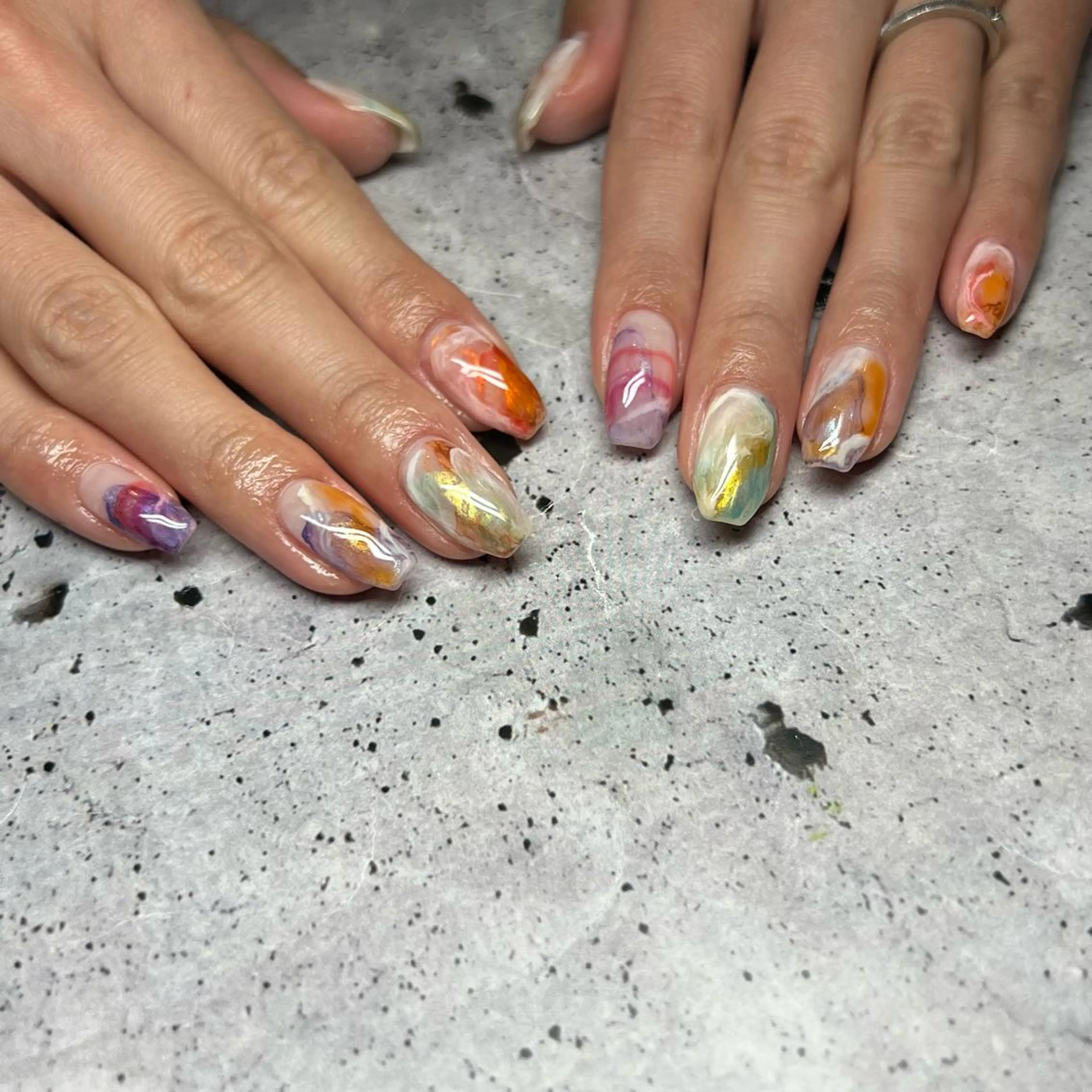 ネイル ハンドネイル 𝐫𝐚𝐢 𝐧𝐚𝐢𝐥の眉毛・アイブロウイメージ