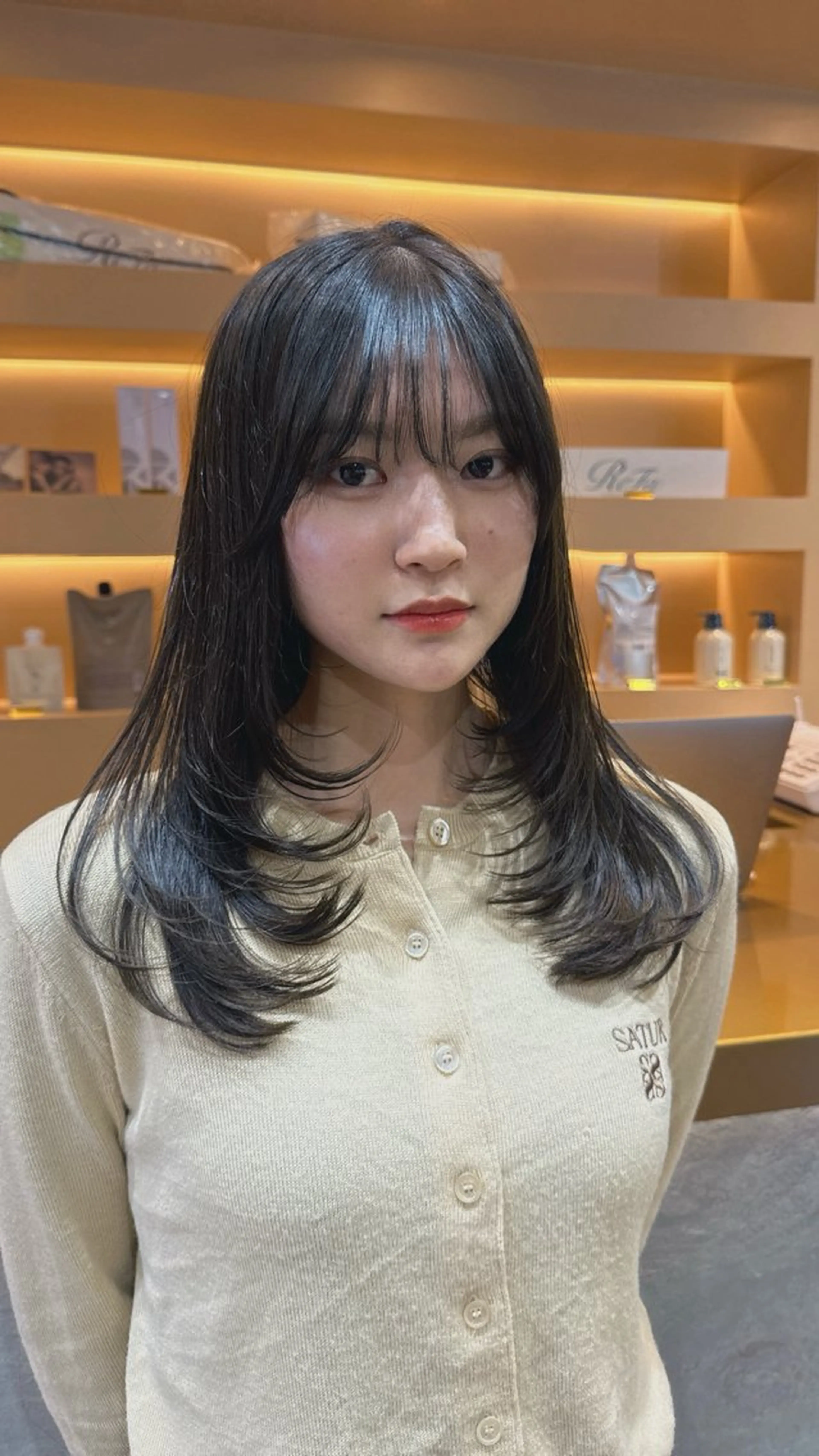 ロング レイヤーカット カット ヘアカラー トリートメント ヘッドスパ ✨韓国レイヤー特化✨ 小顔カット✂️来輝のヘアスタイル