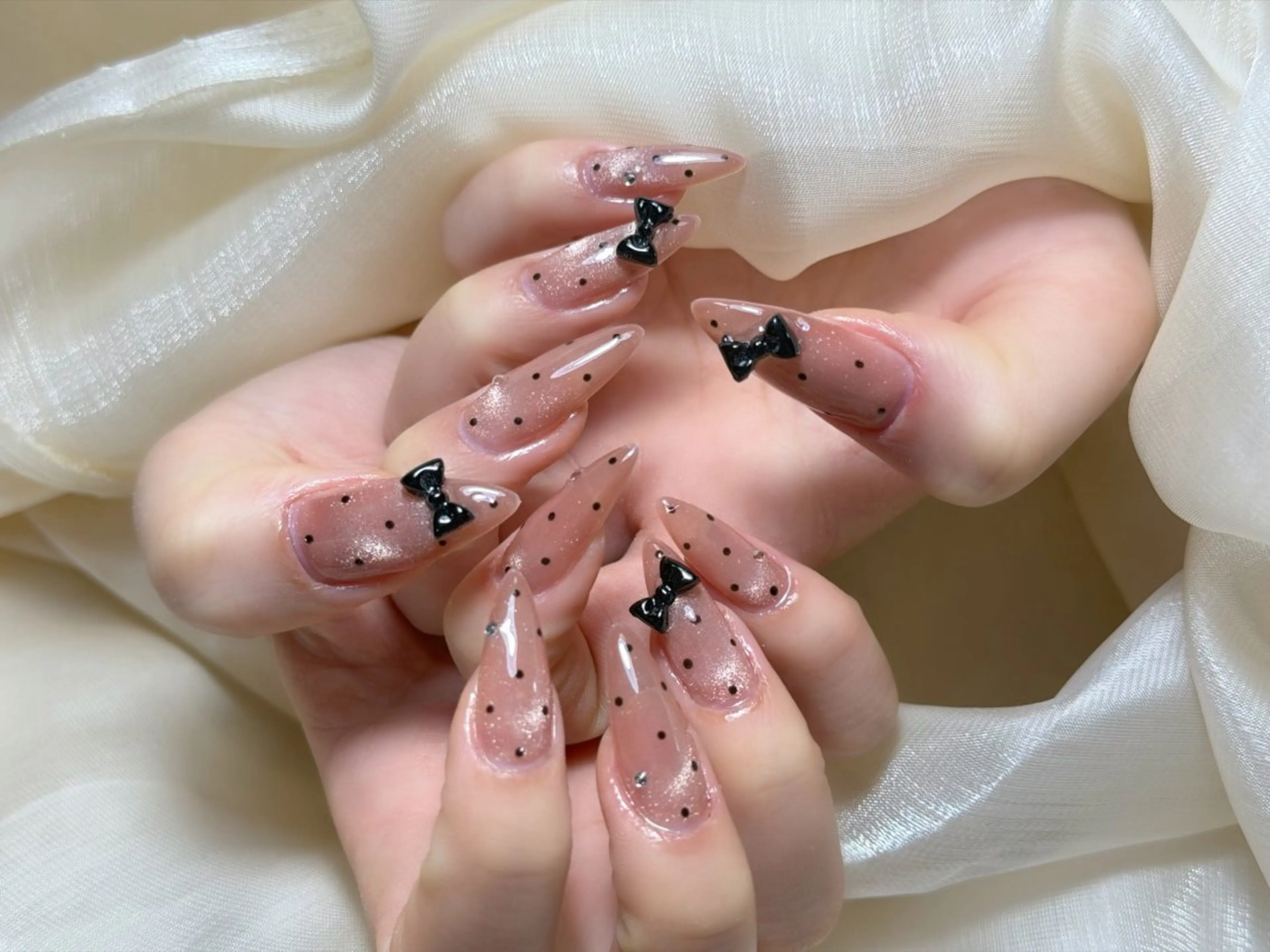 ネイル チークネイル 長さ出し フレンチネイル ジェルネイル 韓国ネイル ハンドネイル Rolakira マニのネイルデザイン