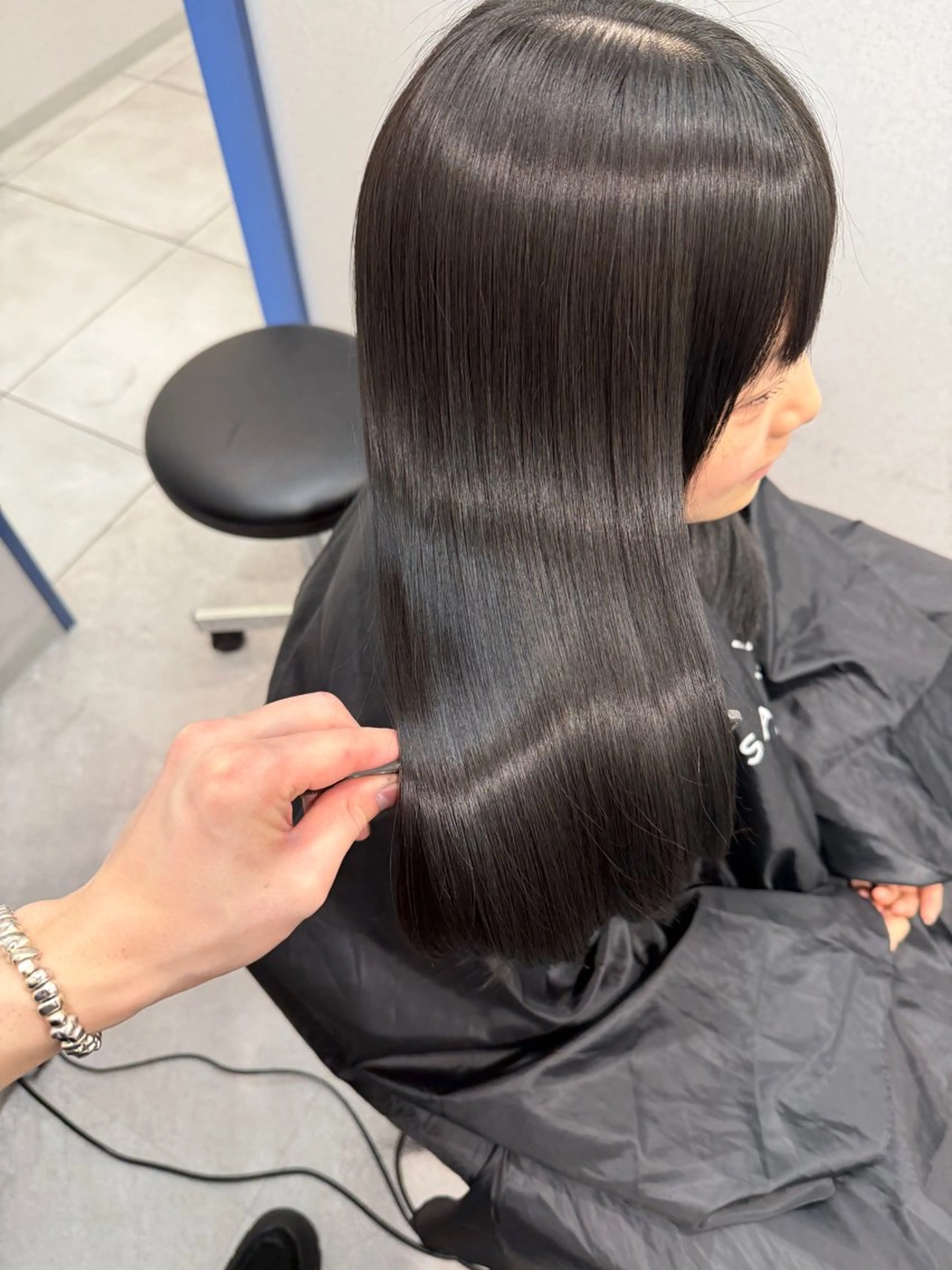 セミロング トリートメント SALOWIN広島並木通り所属・igarashi 【レイヤーカット】のヘアスタイル