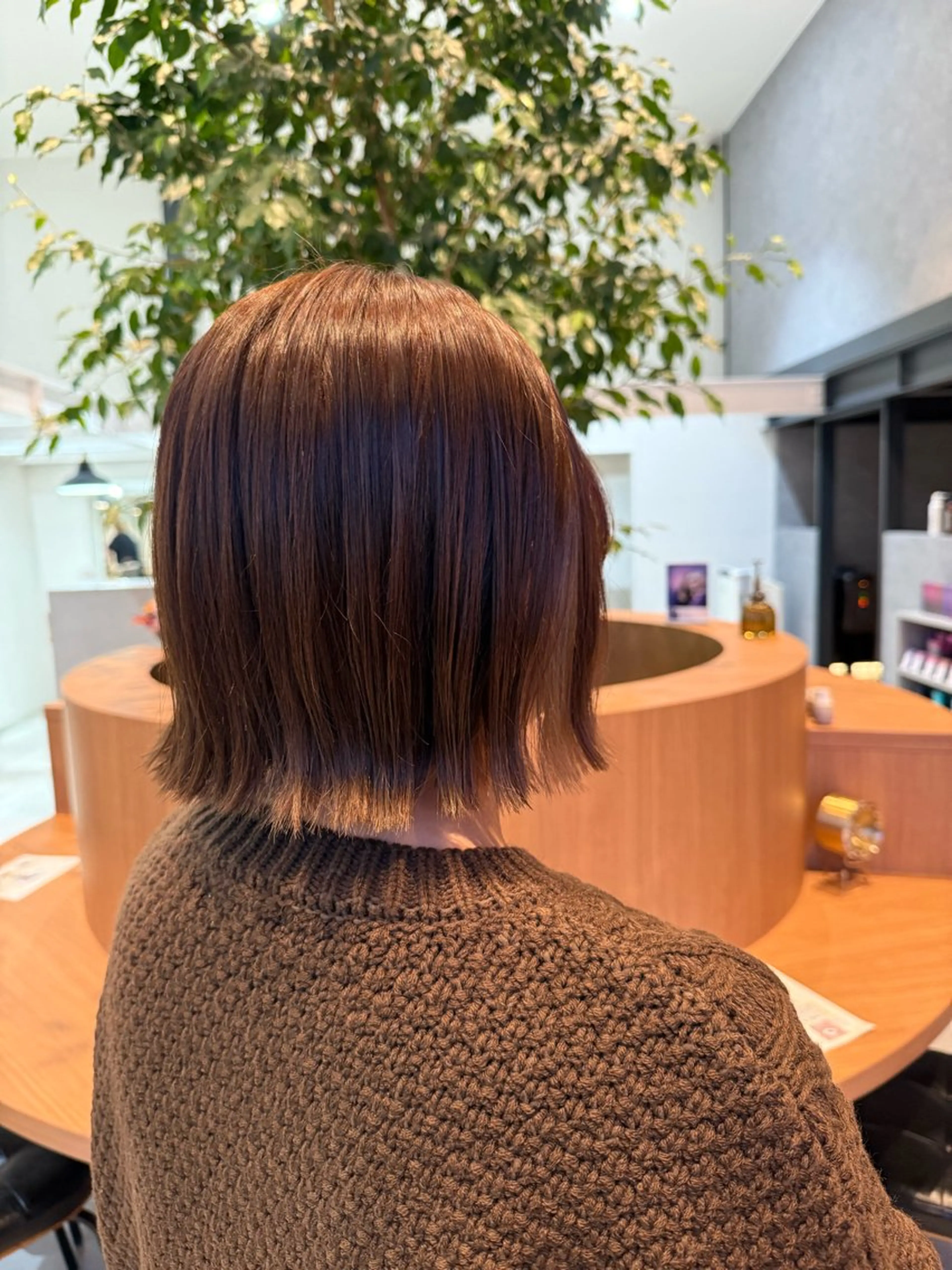 ミディアム カラー ショートボブ ブリーチ ブリーチなしカラー ボブ カット ヘアカラー トリートメント ayaka |トレンドヘアのヘアスタイル