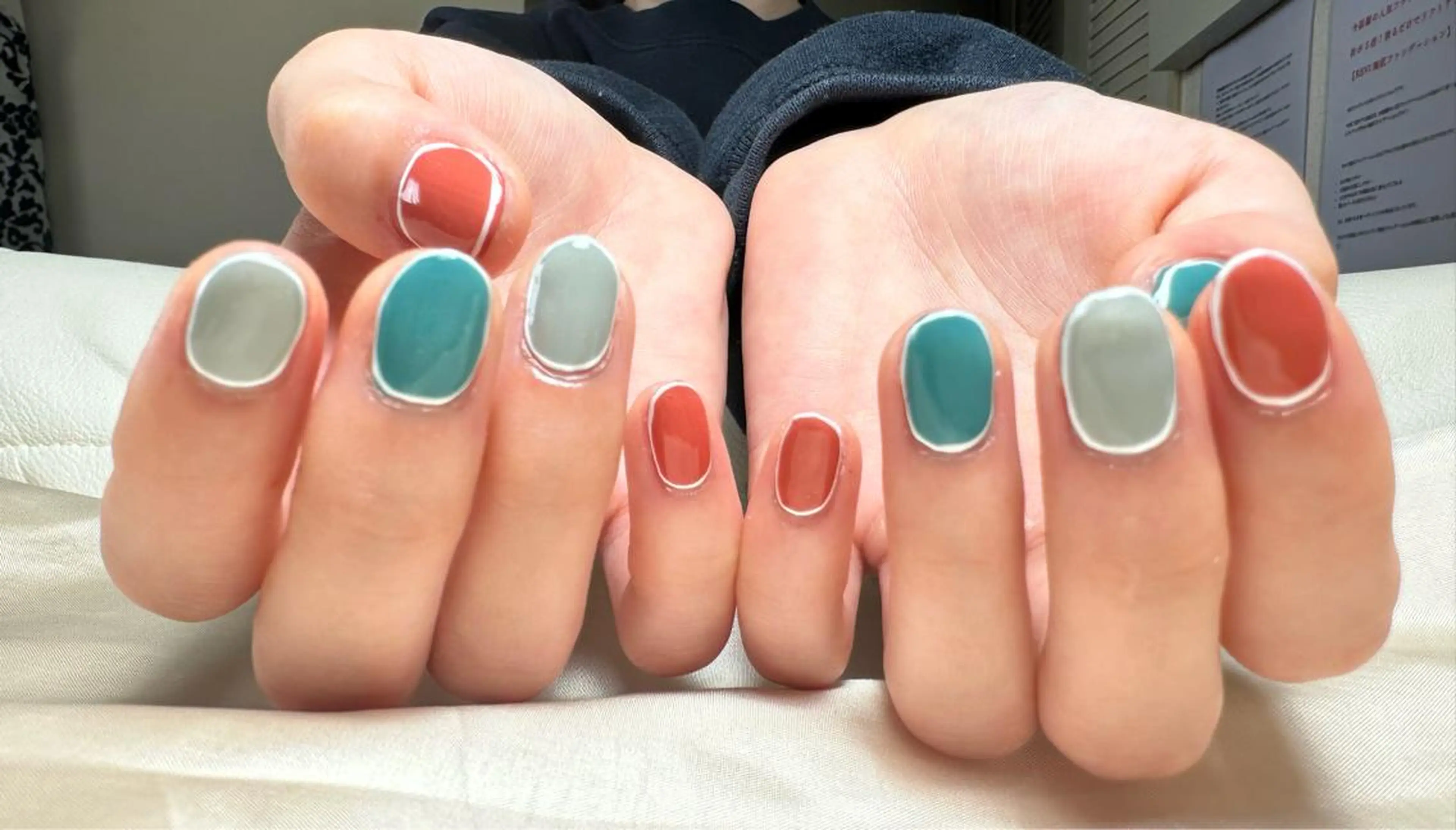 ネイル マルサンカクシカク所属・○△□ 守口市のネイルデザイン