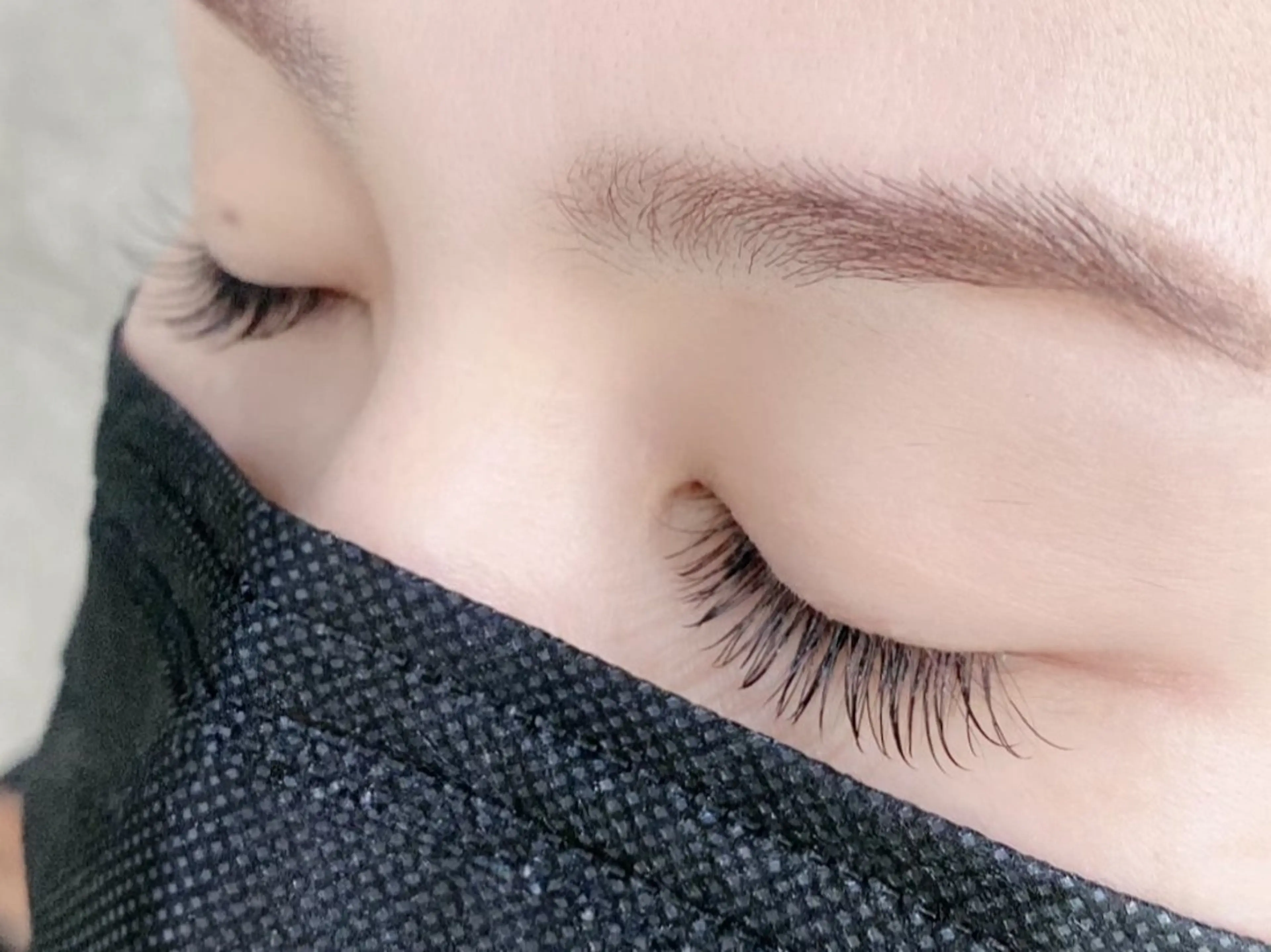 マツエク・マツパ マツエク LITMUS HAIR SALON所属・末吉 結衣の眉毛・アイブロウイメージ