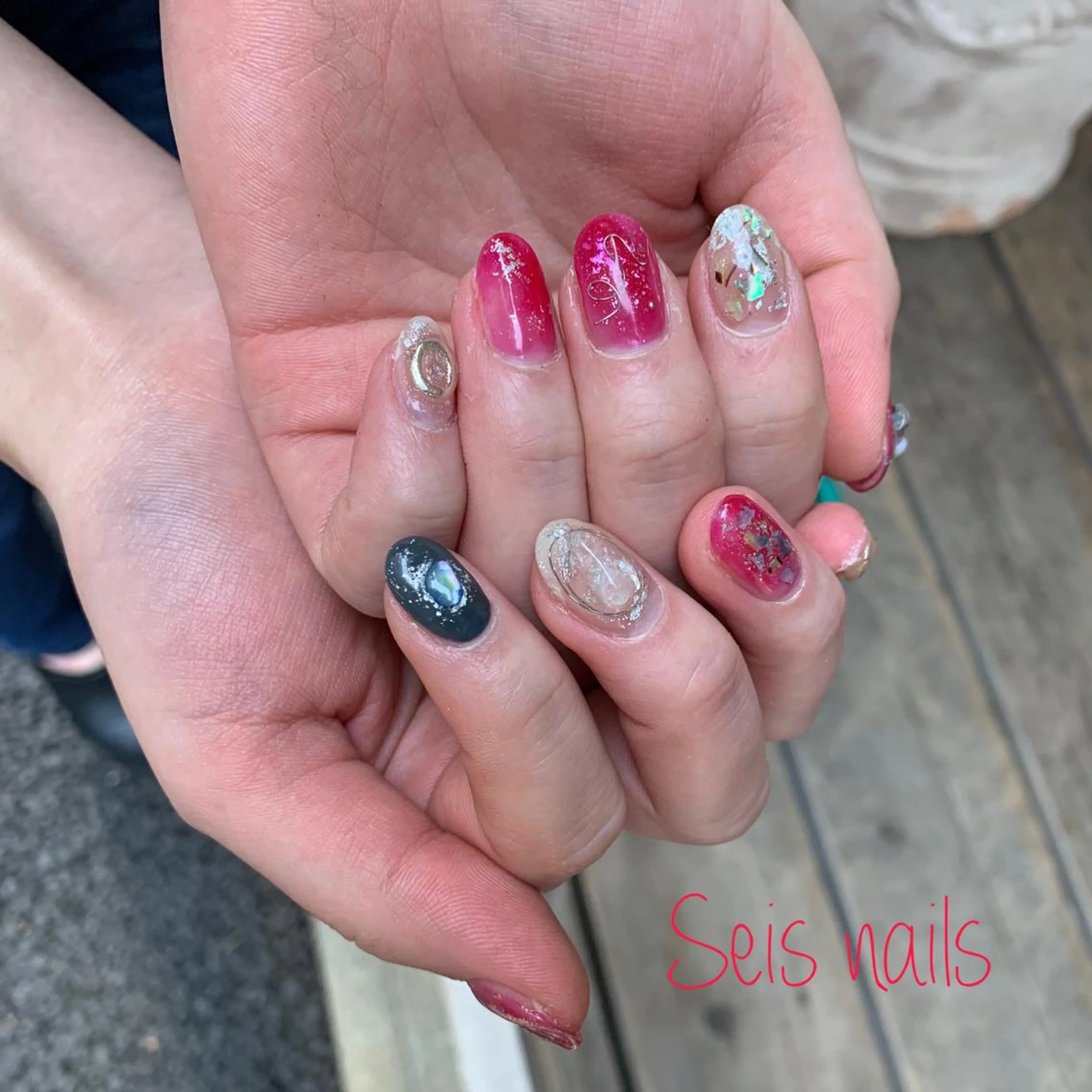 ネイル Seis Shihoのネイルデザイン