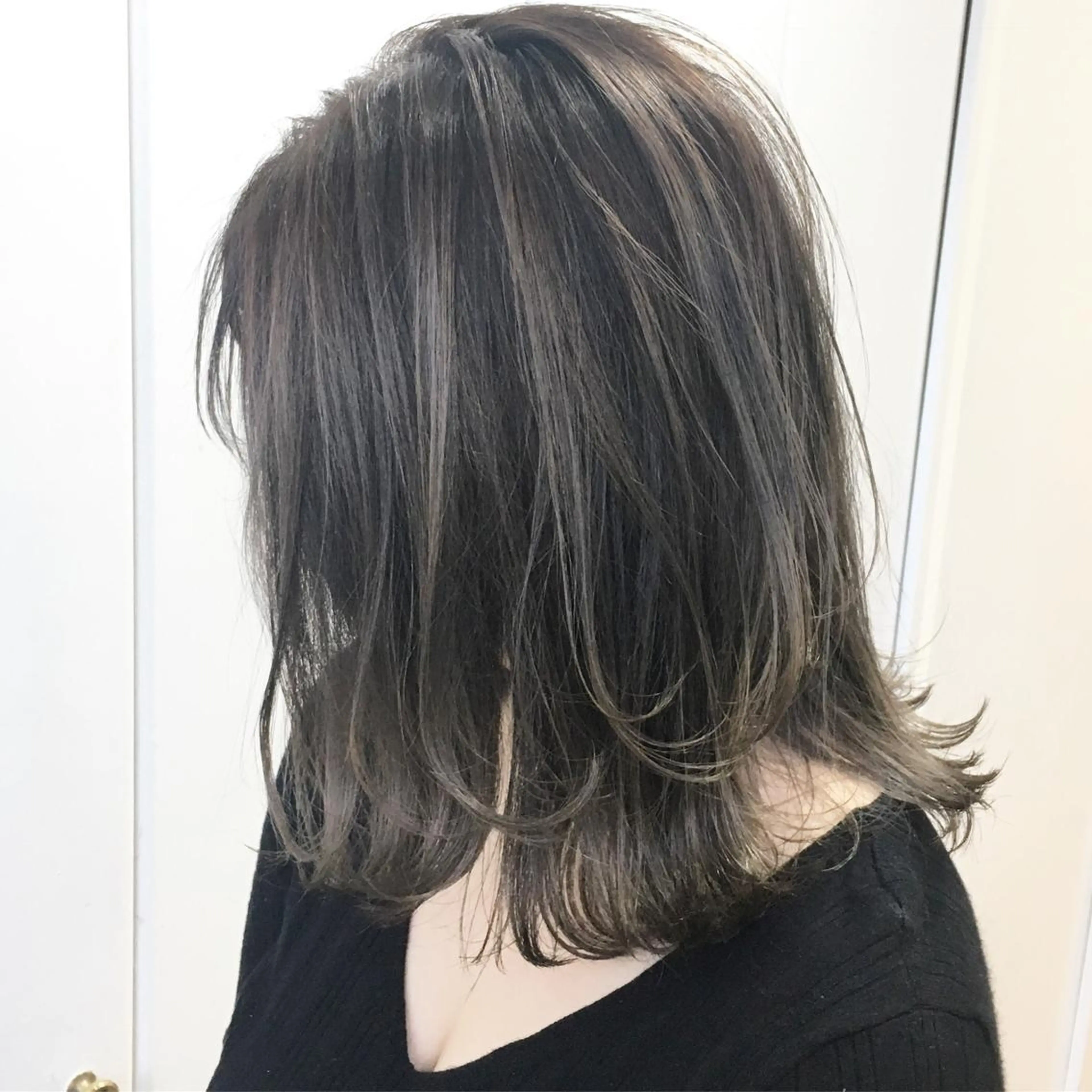 ミディアム タカハシ ユウキのヘアスタイル