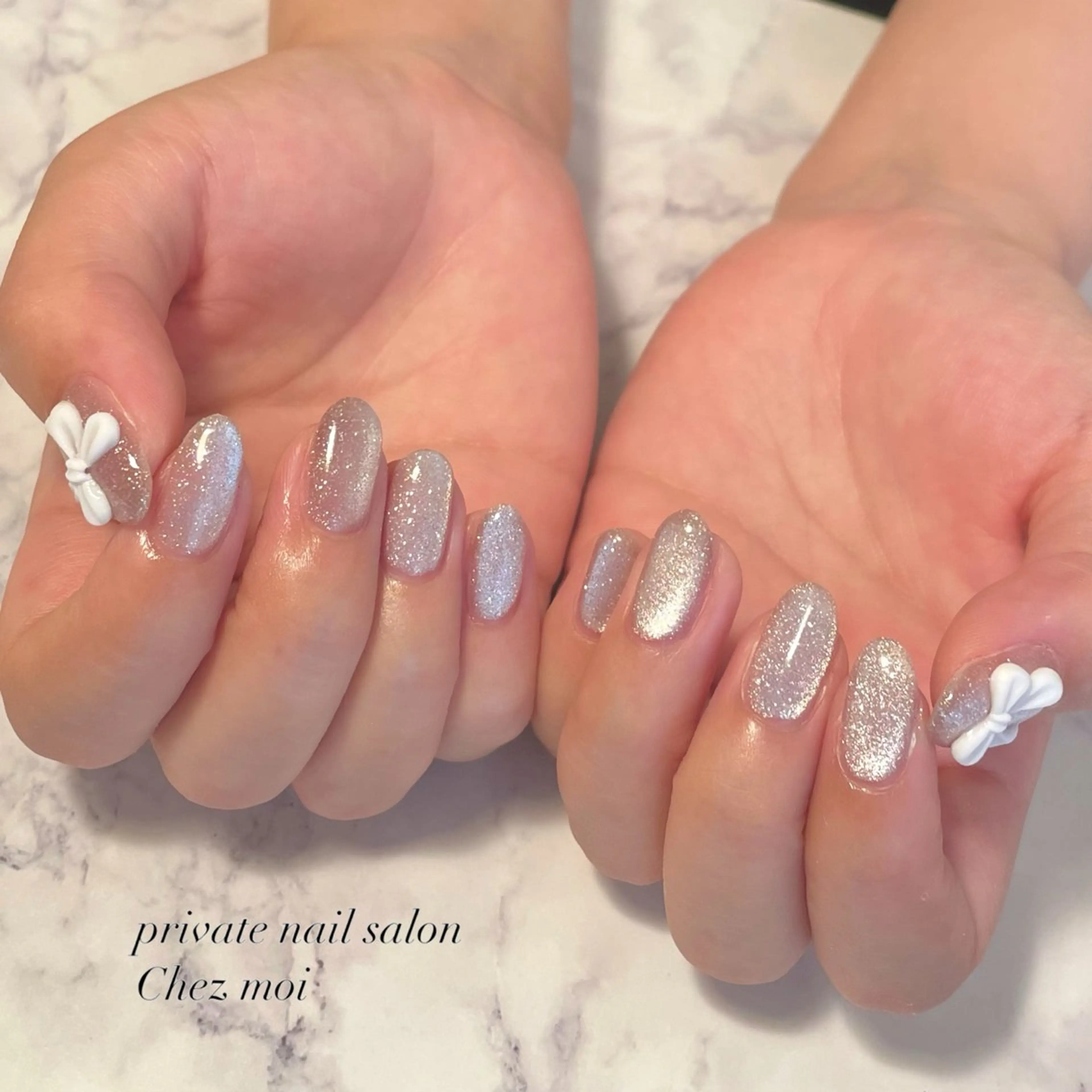 ネイル フラッシュネイル フラッシュマグ マグネットネイル リボン KOMINE TOMOKOのネイルデザイン