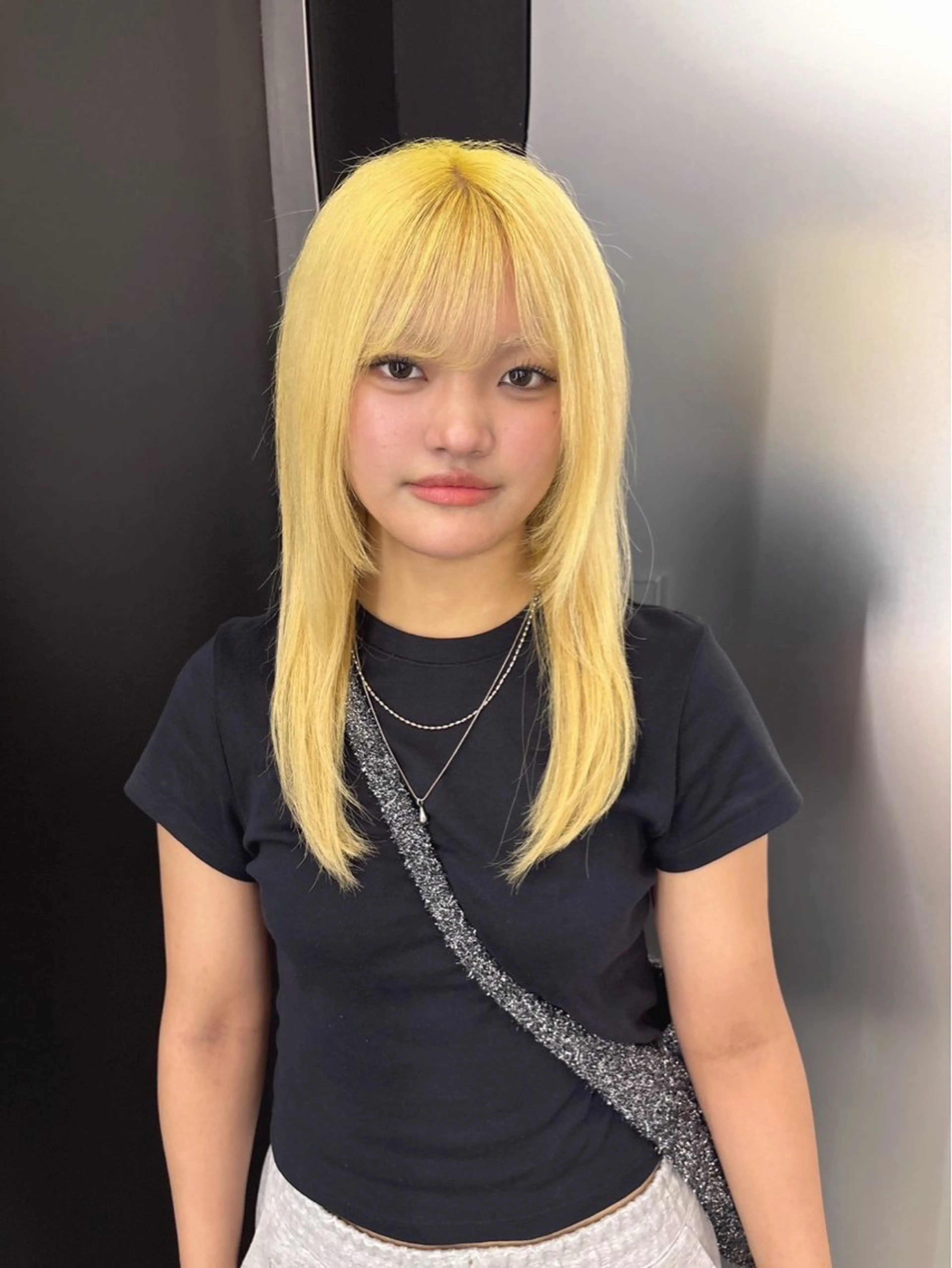 カラー ブリーチ ヘアカラー いとう なぎのヘアスタイル