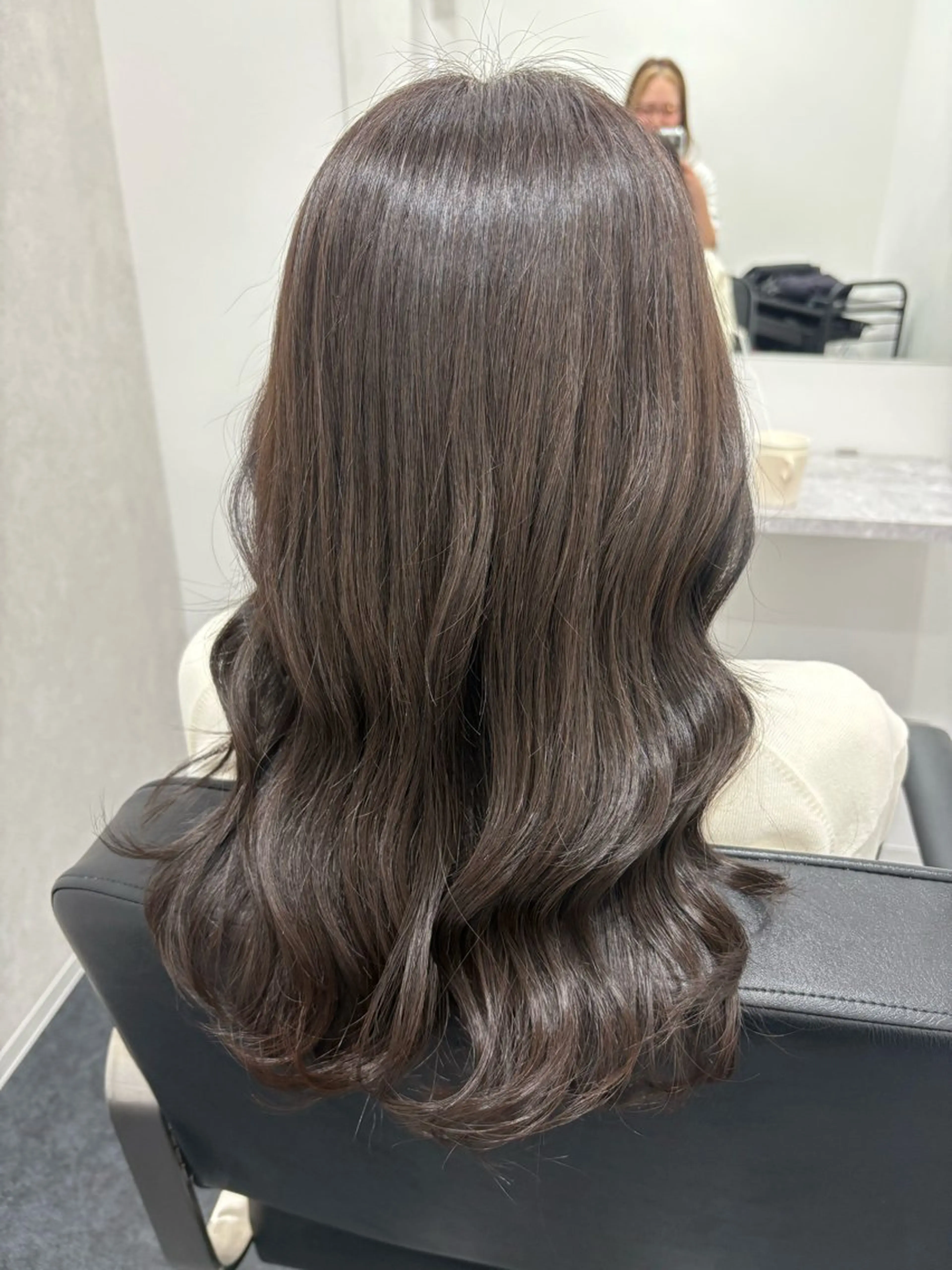 セミロング AI KIのヘアスタイル