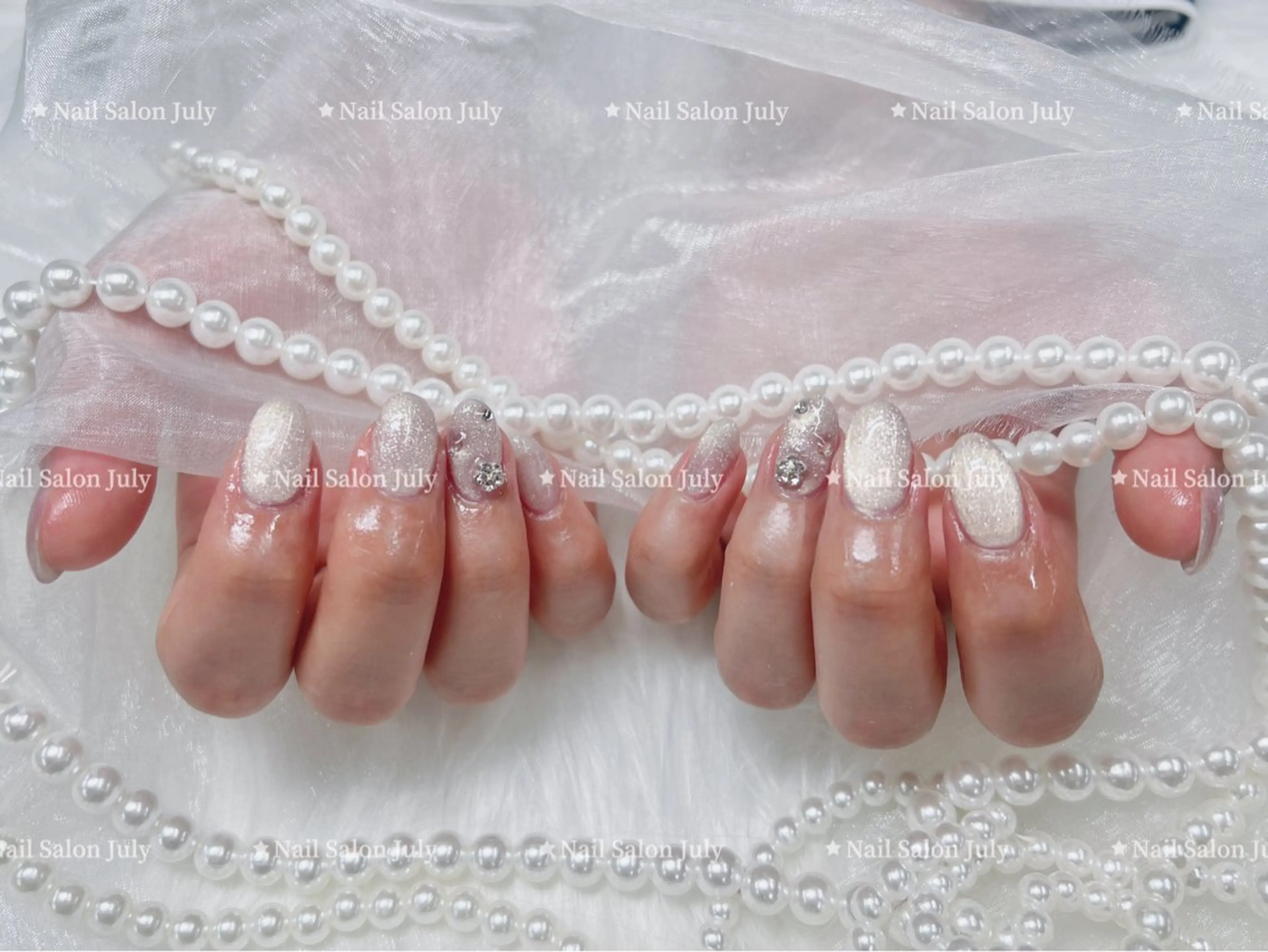 ネイル アートネイル オーロラネイル ジェルネイル ガーリー キラキラネイル July モモのネイルデザイン