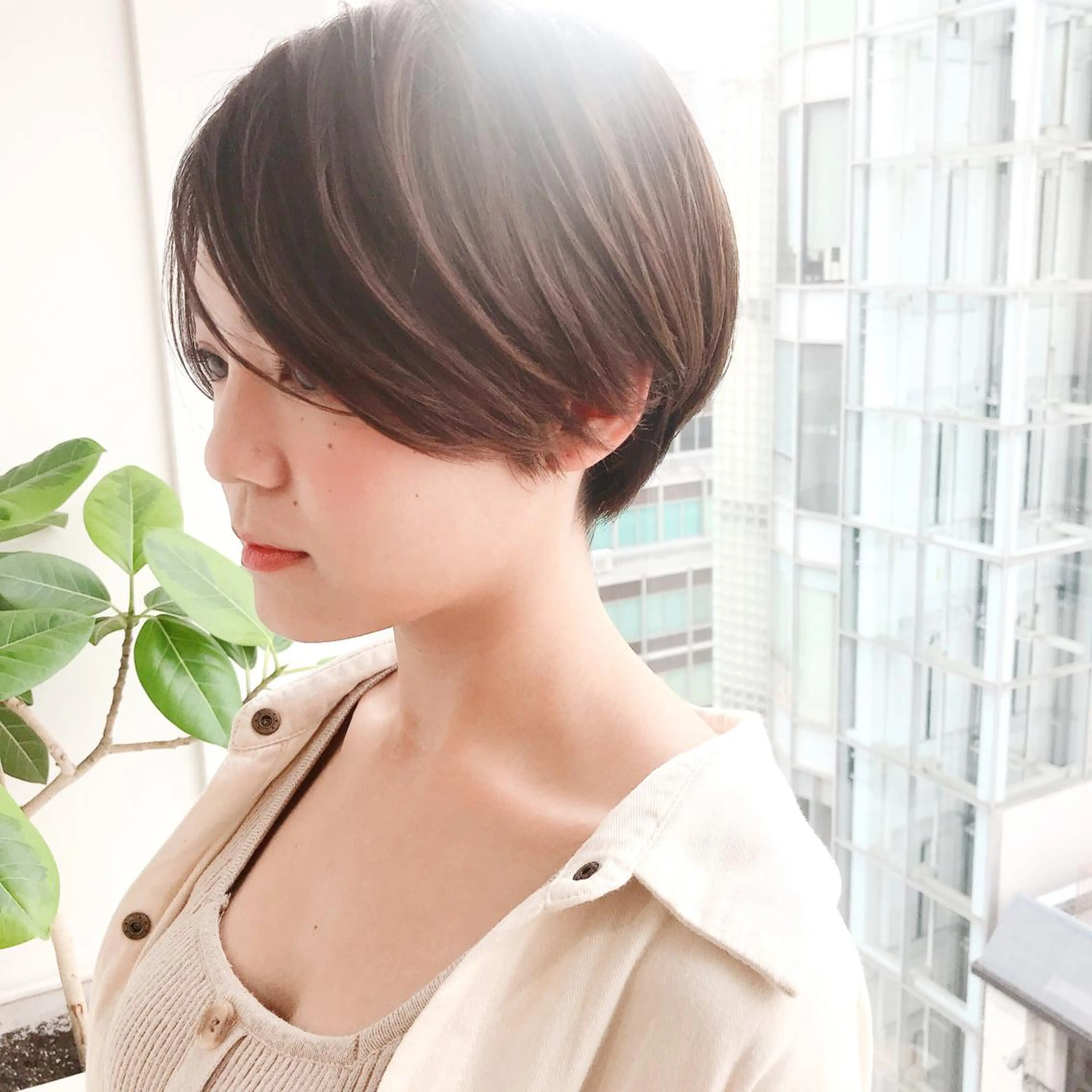ショート カット ヘアカラー トリートメント イメチェンカット✂️ 錦糸町佐藤店長のヘアスタイル