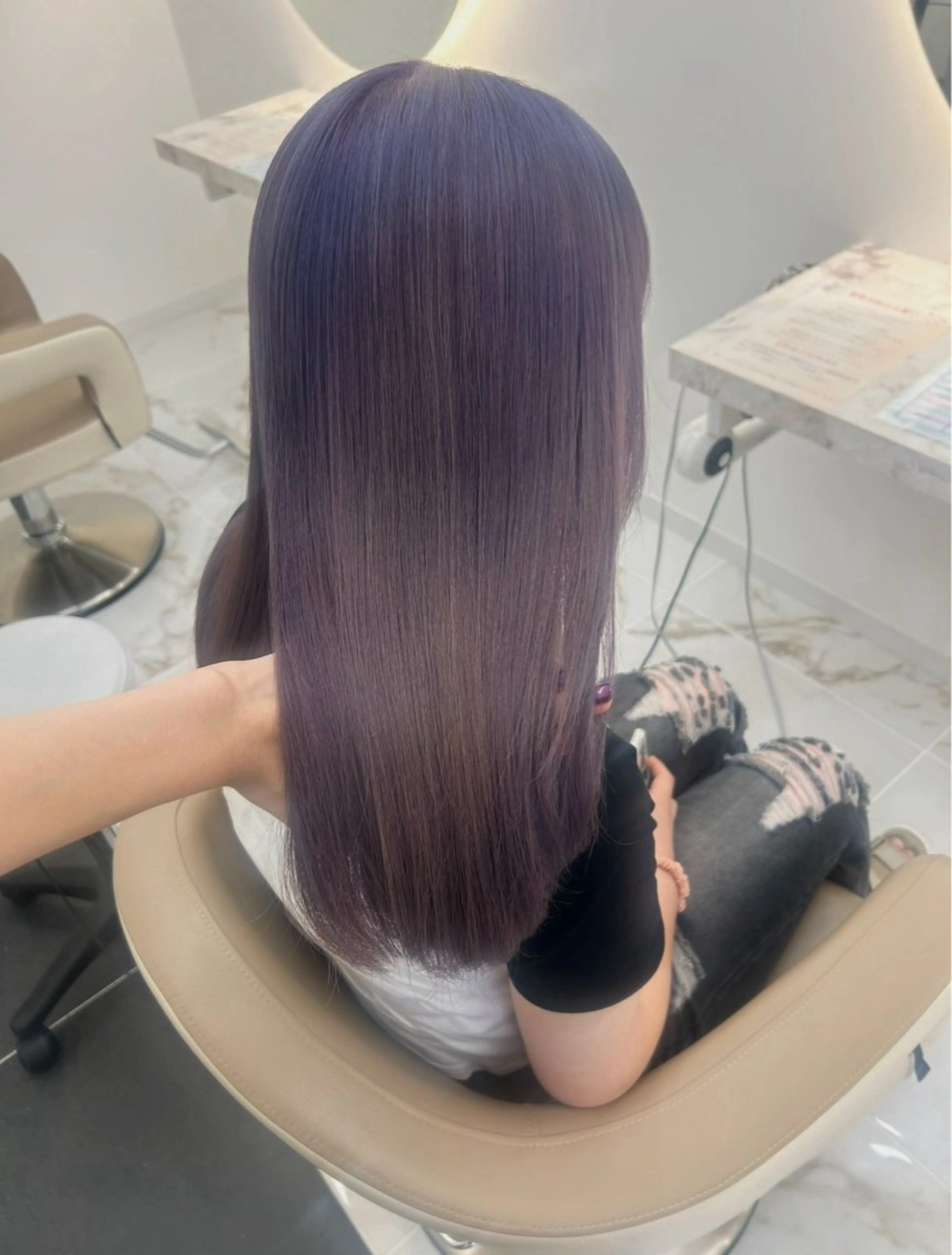 カラー ブリーチ ラベンダーカラー 💜オタク美容師💙 ゆうなのヘアスタイル