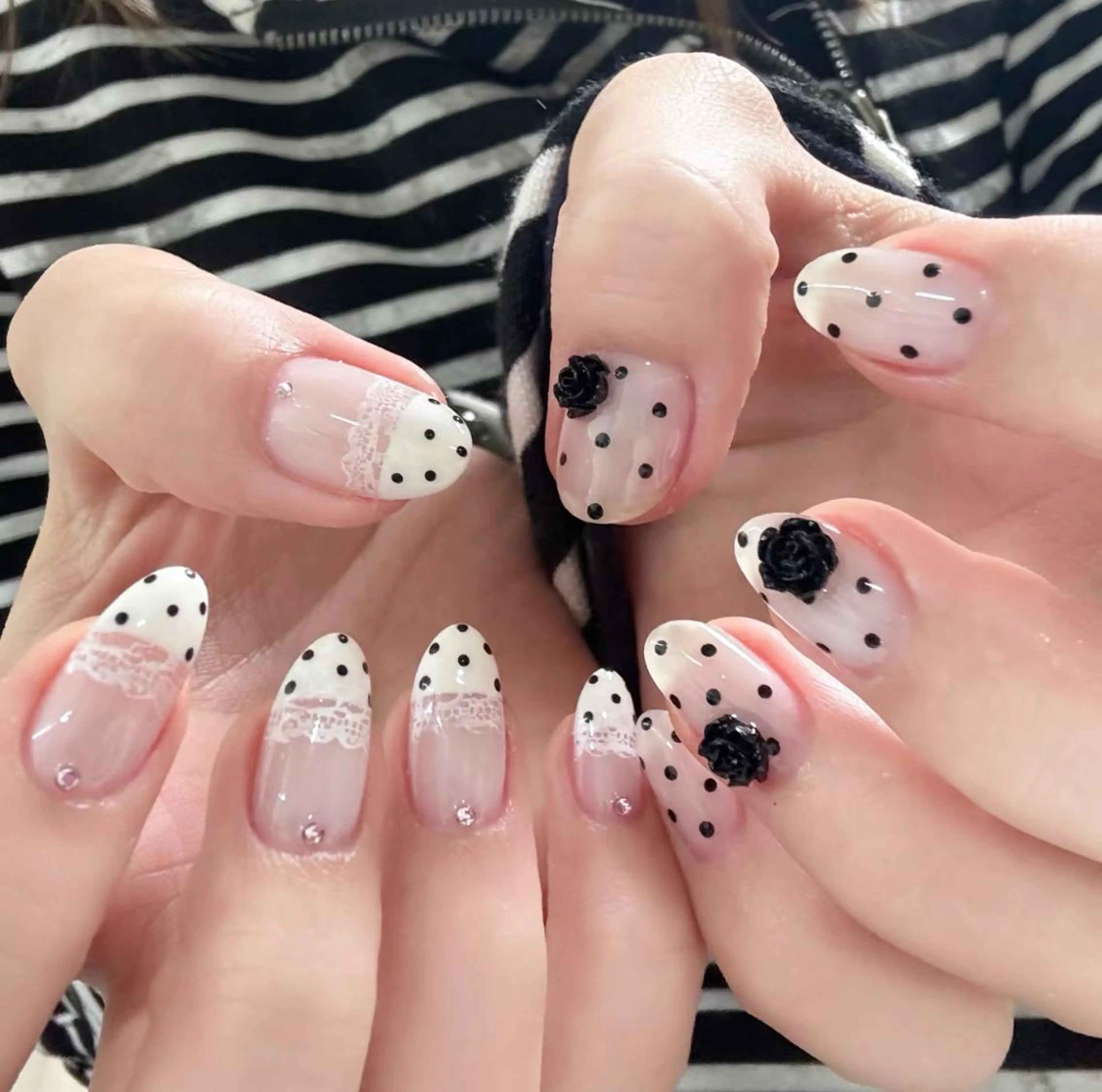 ネイル ハンドネイル 🎀 UU_nailのネイルデザイン