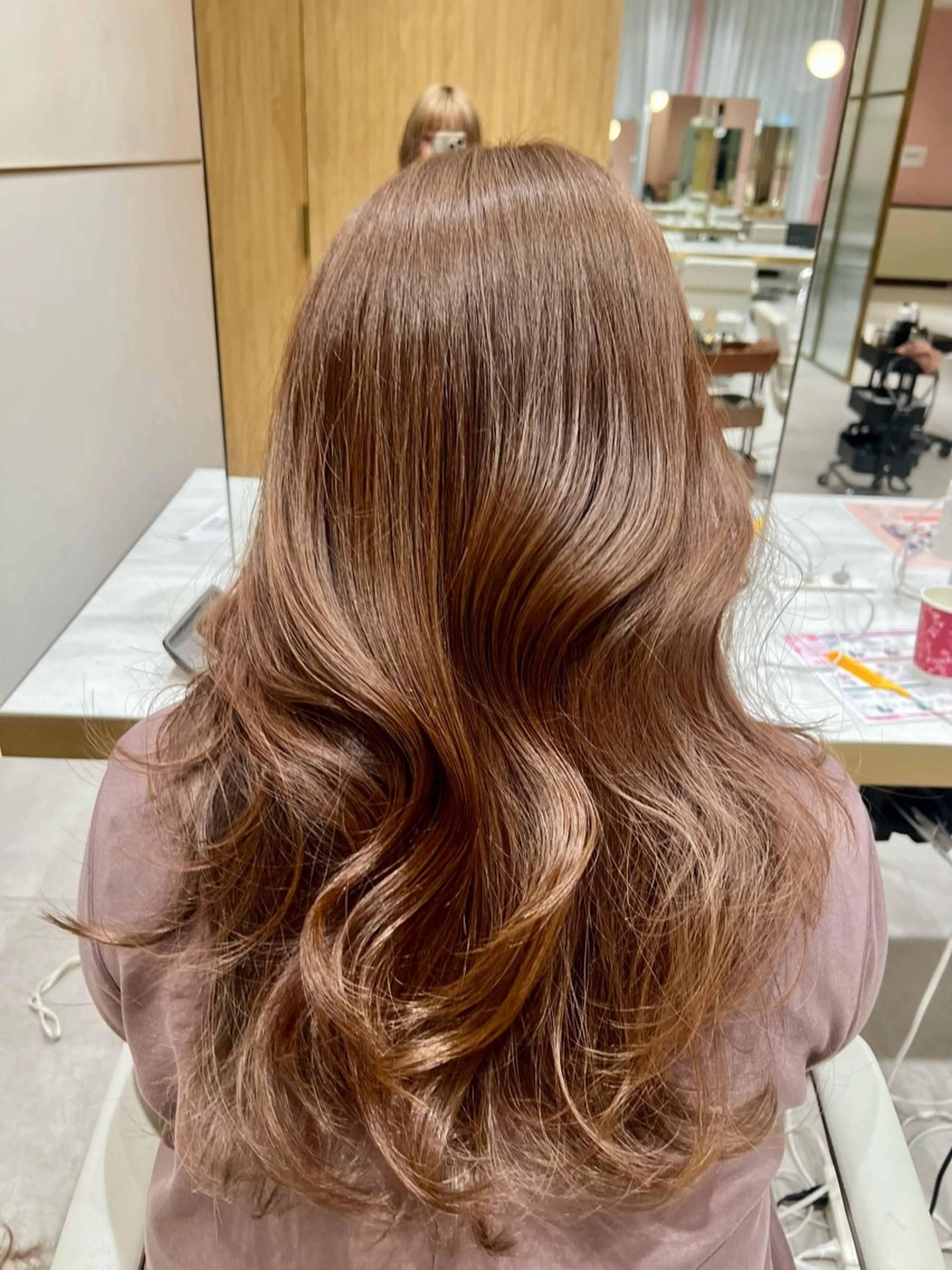 ミディアム カラー 透明感カラー/レイヤ ーhinata.のヘアスタイル