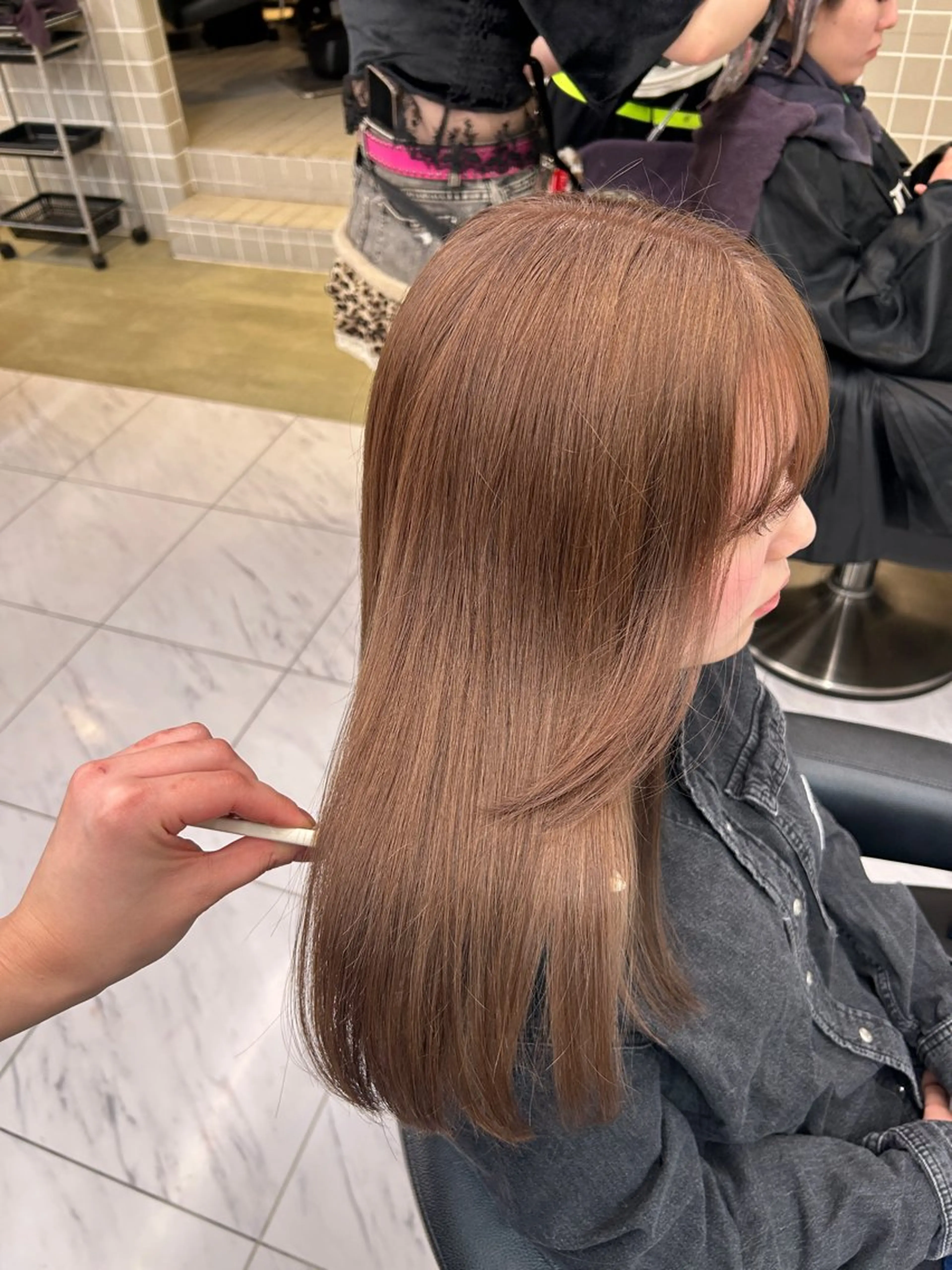 カラー ヘアカラー トリートメント ヘッドスパ ヘアセット 🥯縮毛/レイヤー/ ベージュヘア🥯のヘアスタイル