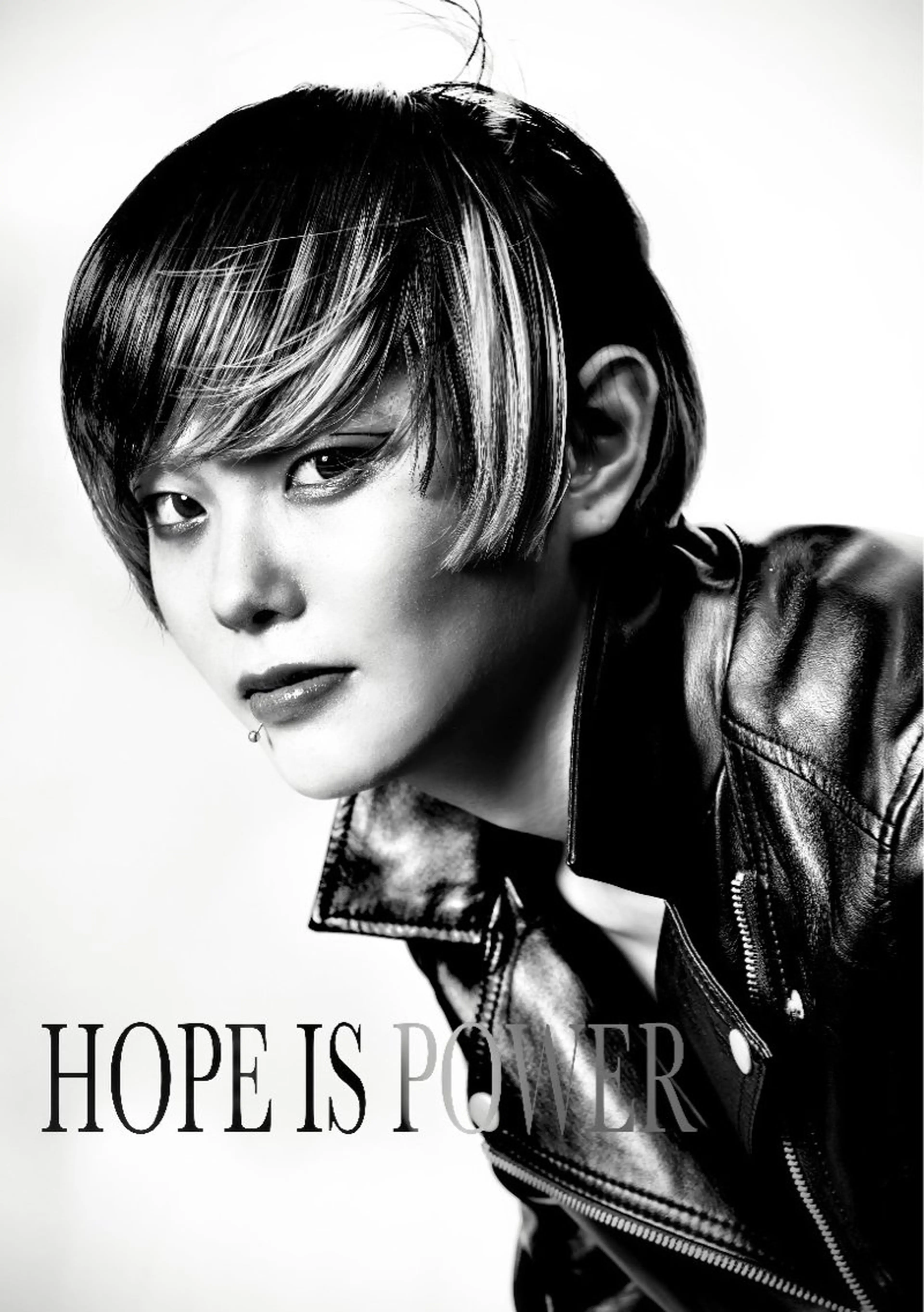 ショート カラー デザインカラー ショートヘア KOKOMO所属・Mizogami Yuriのヘアスタイル