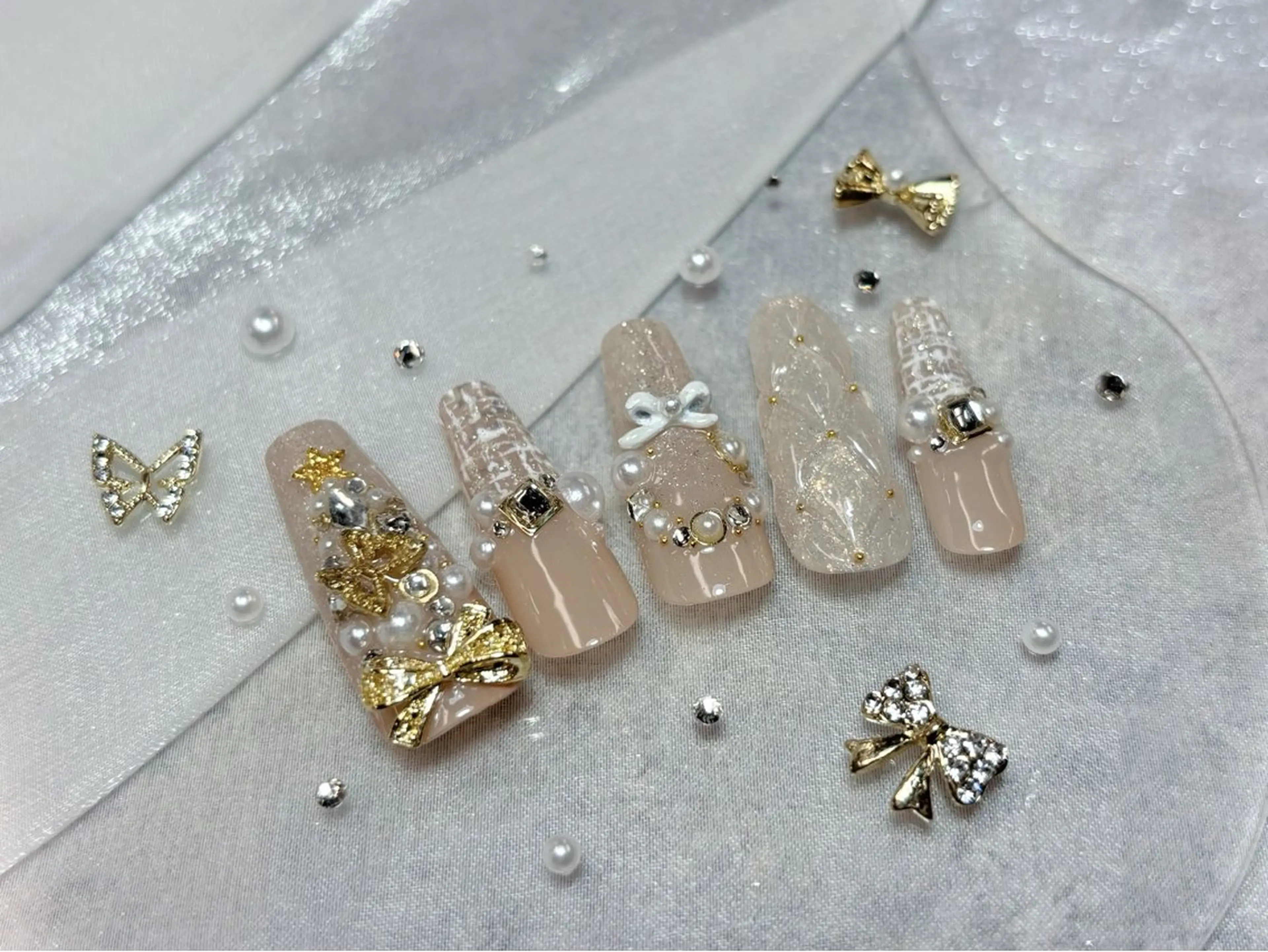 ネイル 冬ネイル クリスマス ハンドネイル peTiT minamiのネイルデザイン