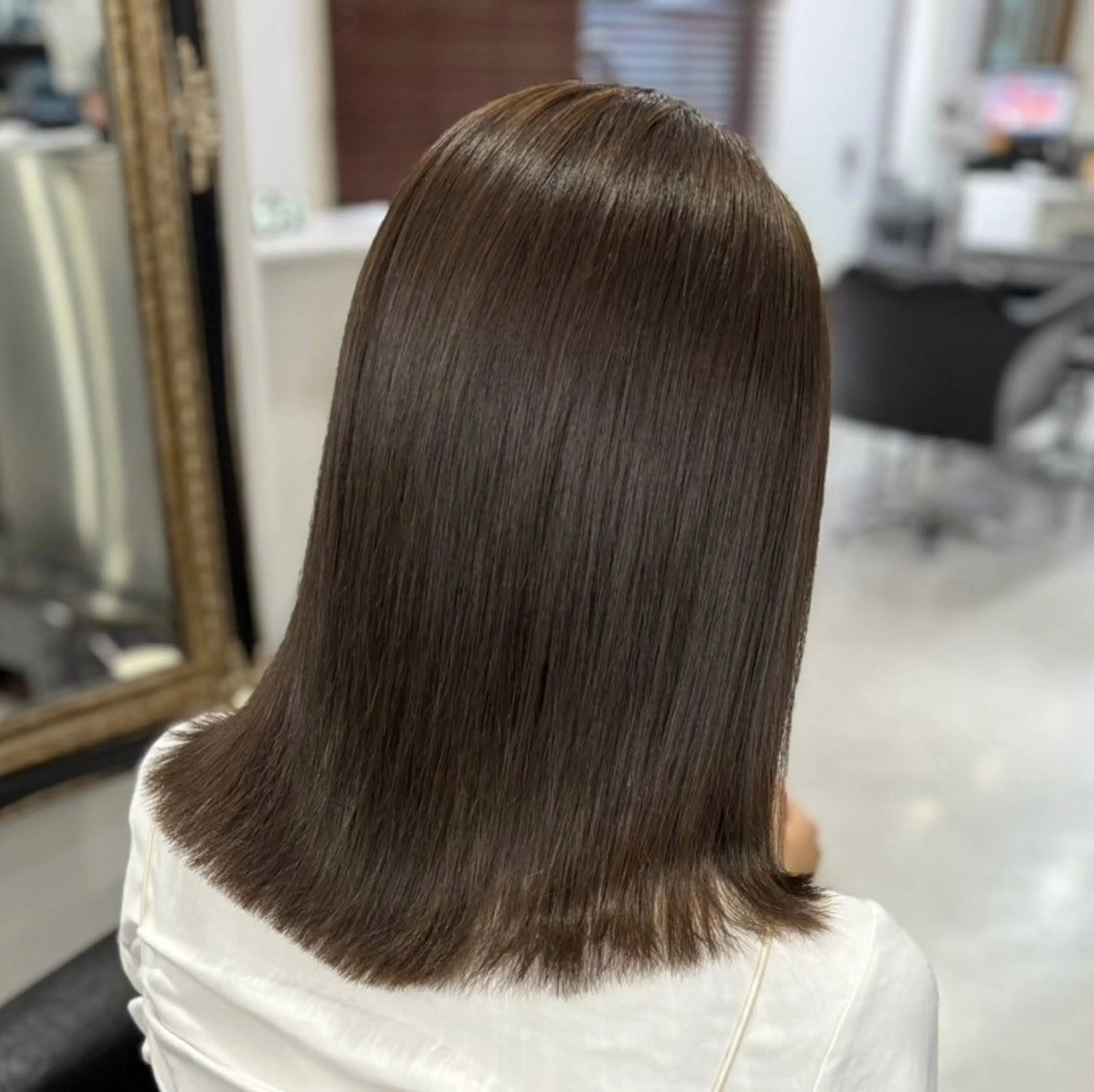 ミディアム カラー ブラウンカラー チョコレートブラウン ブリーチカラー 🎀ヒナ/トモカ🎀のヘアスタイル