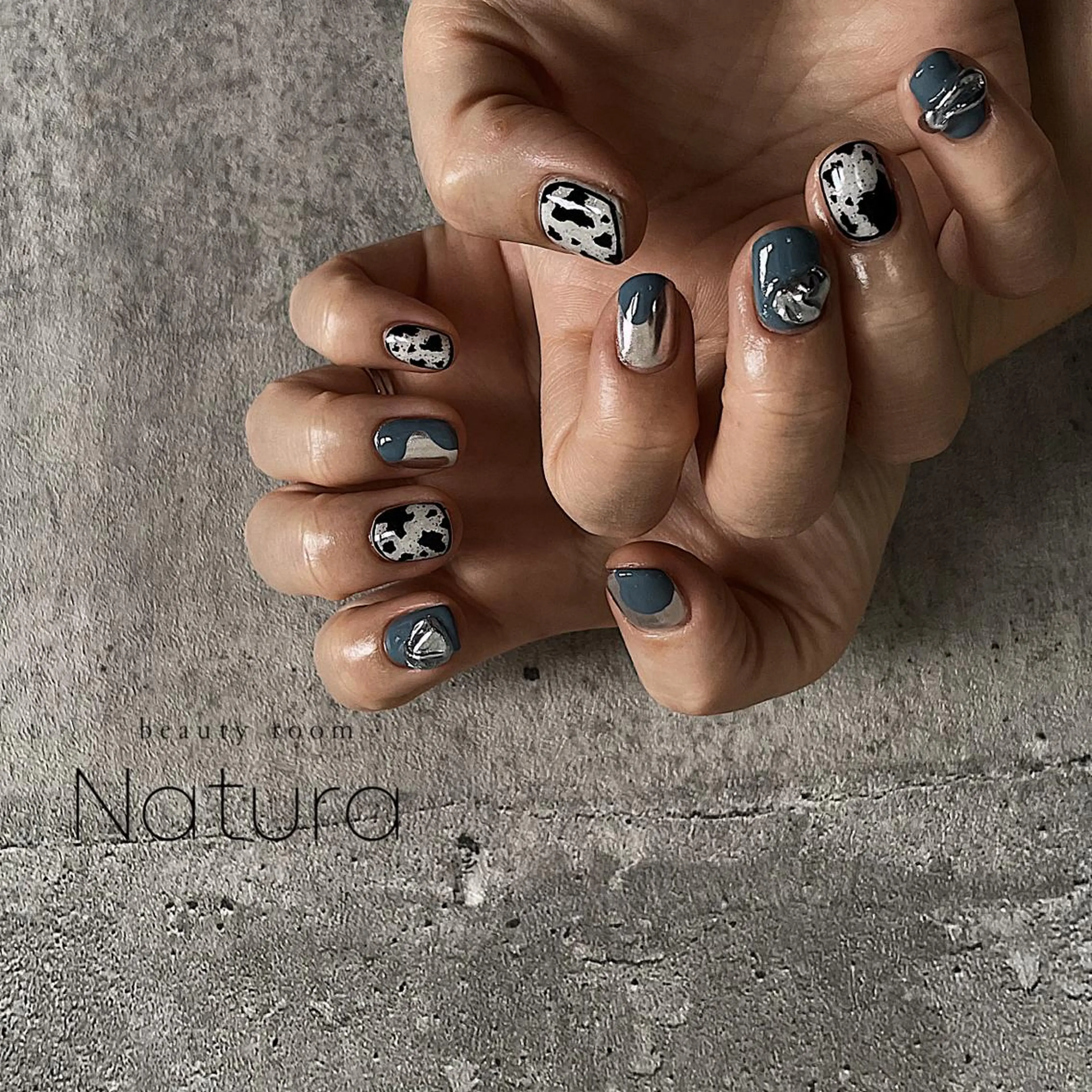 ネイル マツエク・マツパ アイブロウ ハンドネイル beautyroom Naturaのネイルデザイン