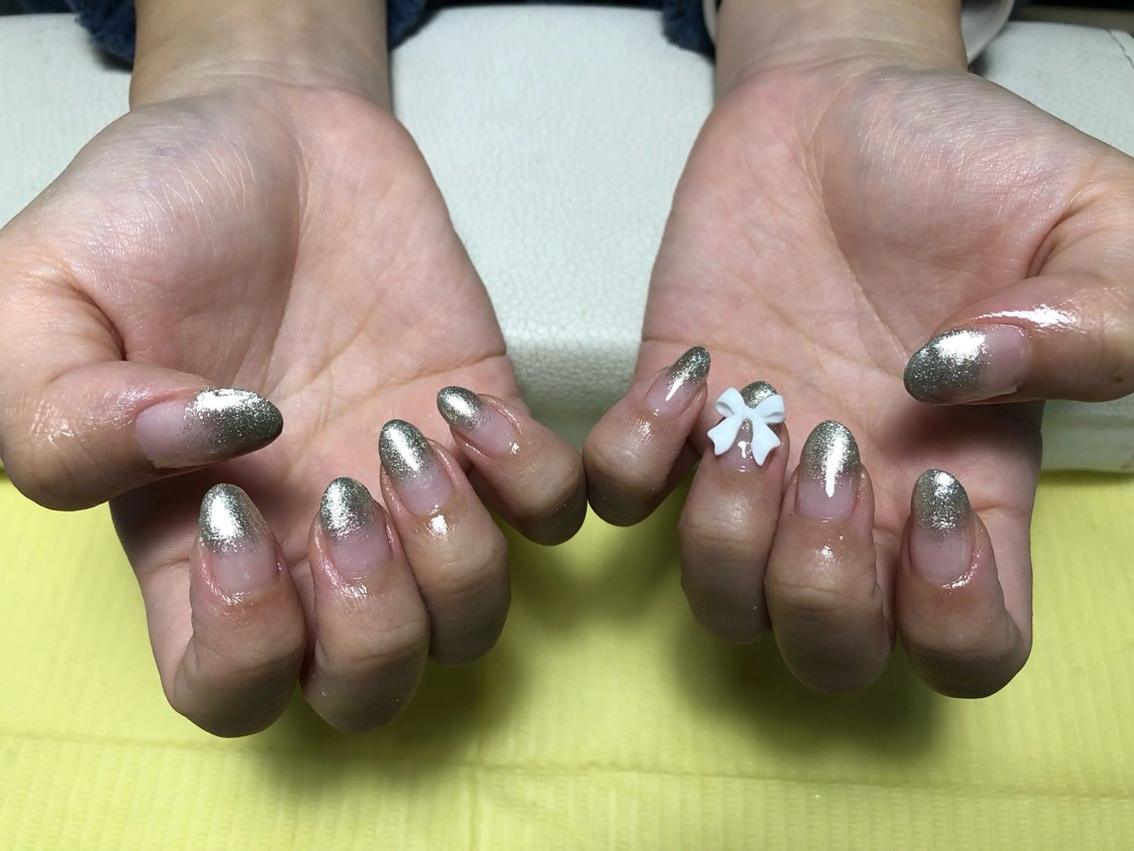 ご新規様600円オフ✨オフ込み🍒ジュエリーパーツ4個＋ワンカラーorラメグラ🍒の写真