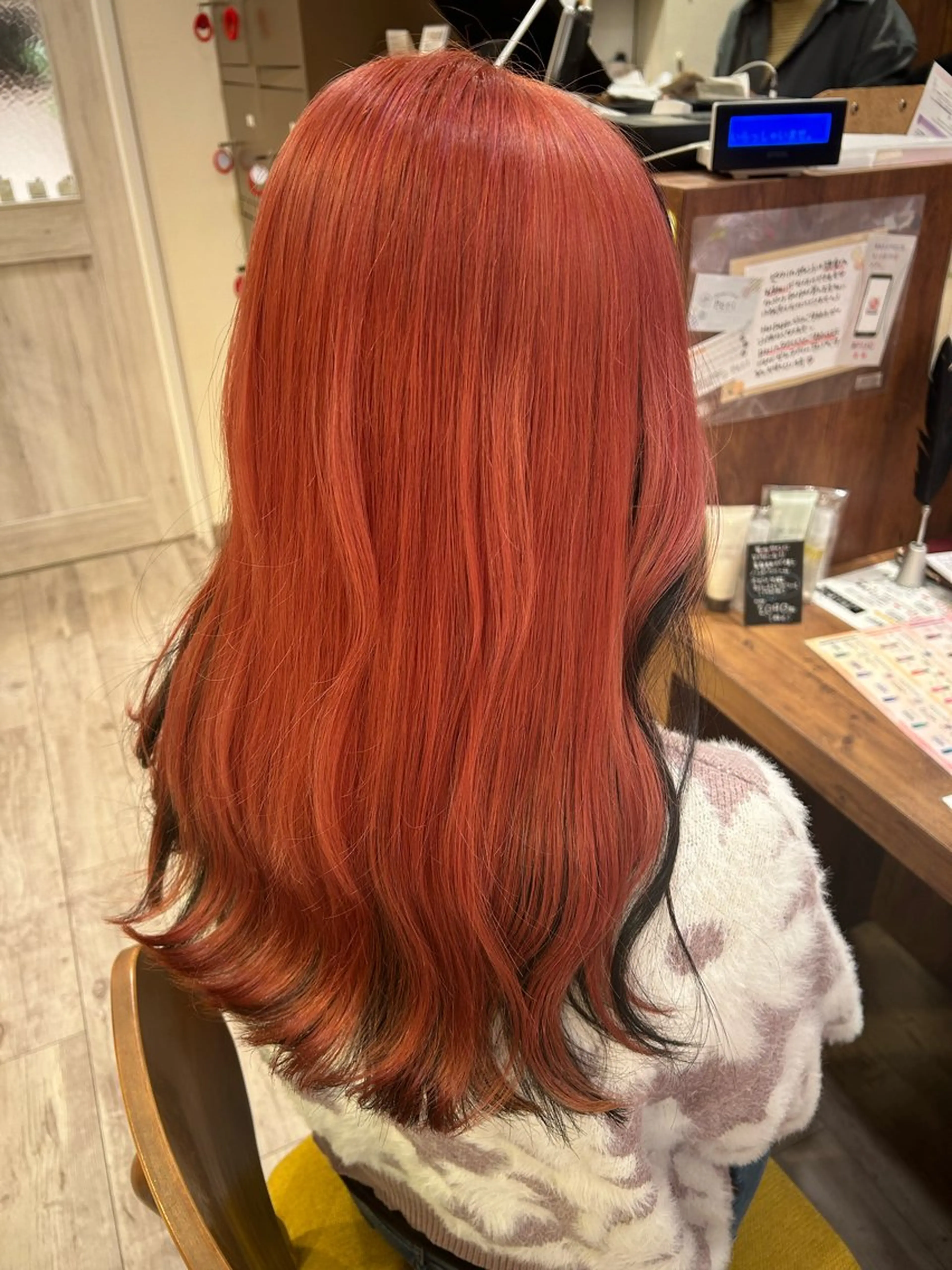 ロング カラー 村上 玲奈のヘアスタイル