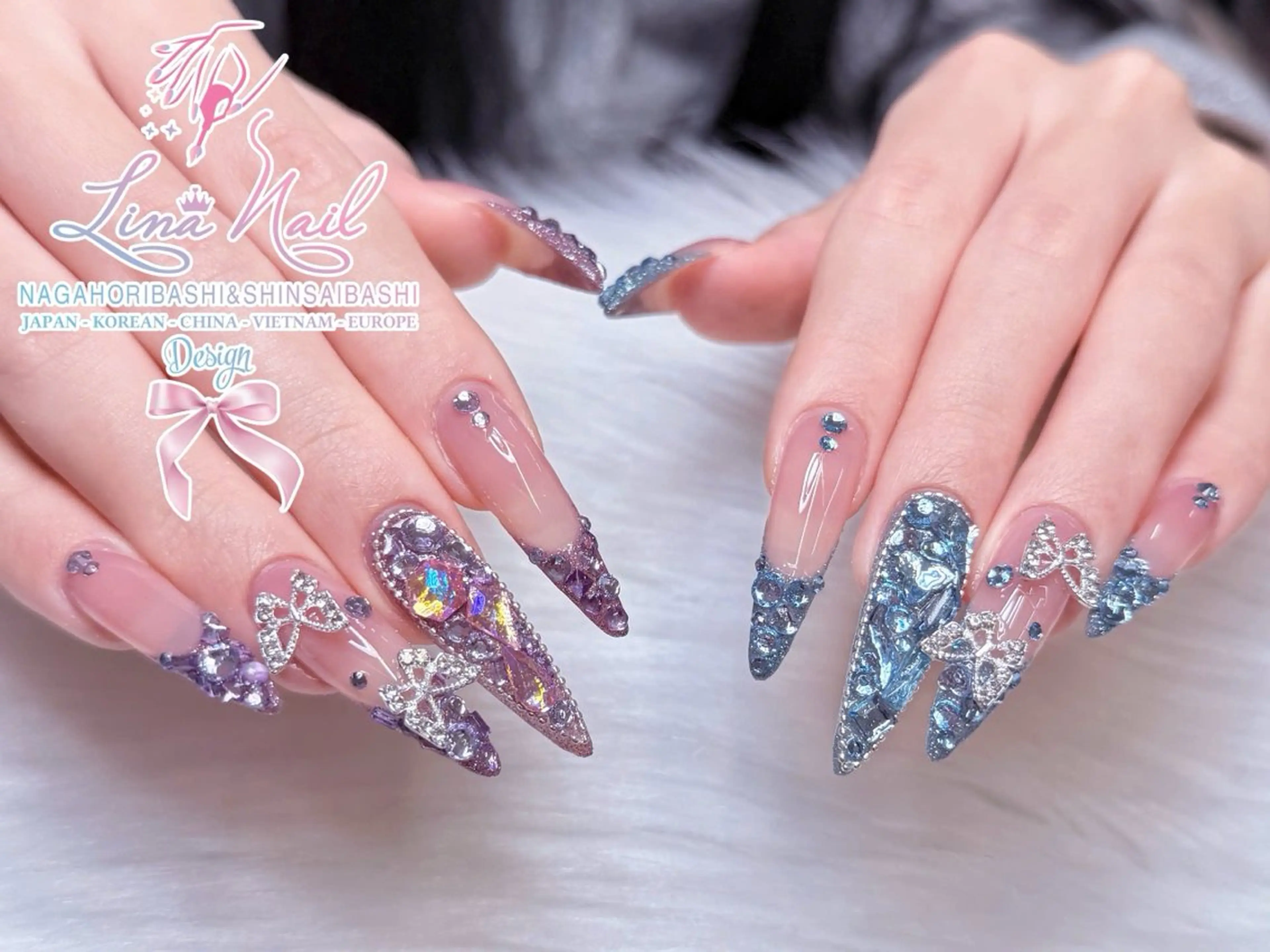 セミロング 韓国風ヘア クリスマス 79Linanailnamba所属・Linanail Nambaのネイルデザイン