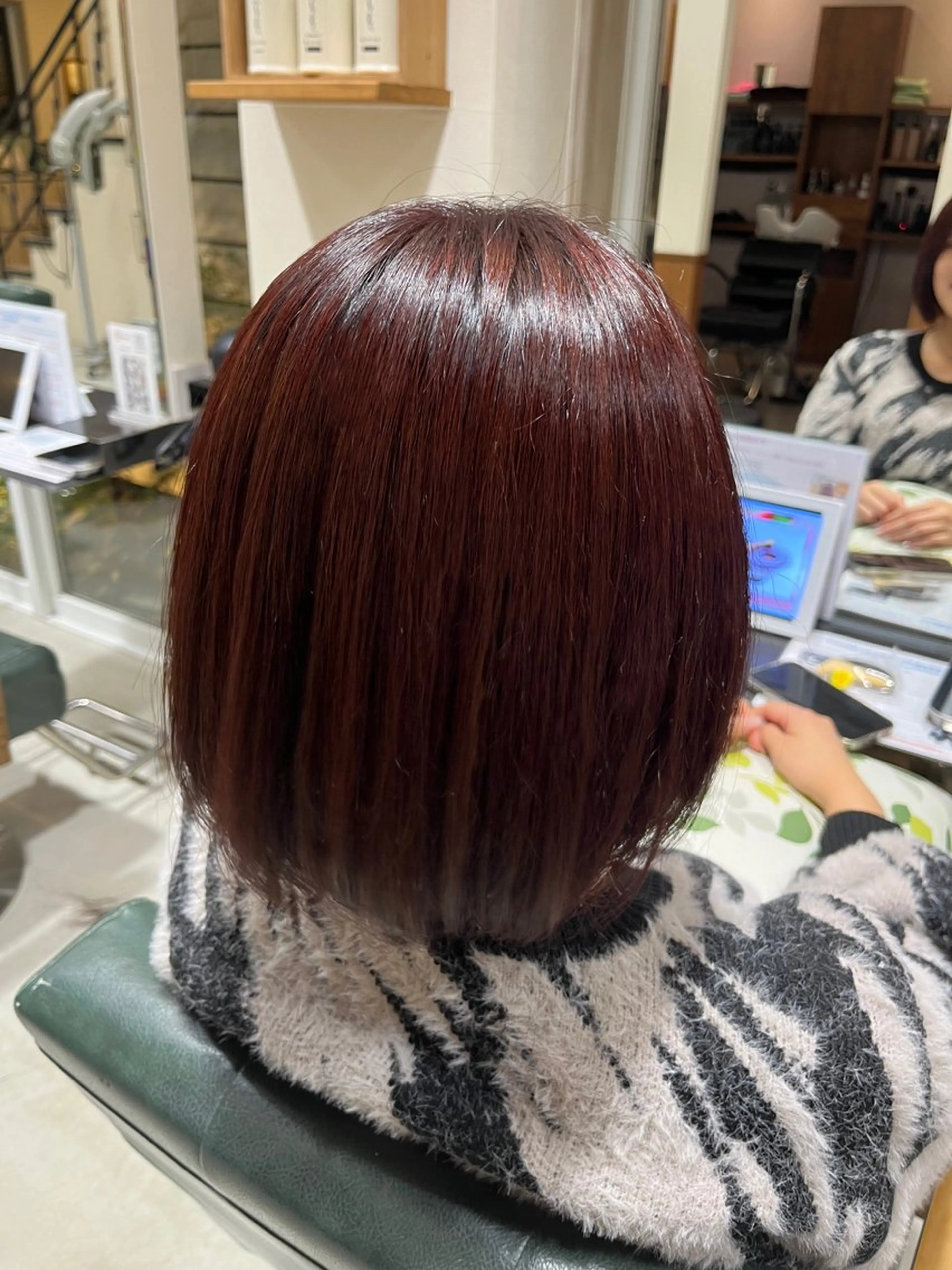 カラー 宮川 結妃のヘアスタイル