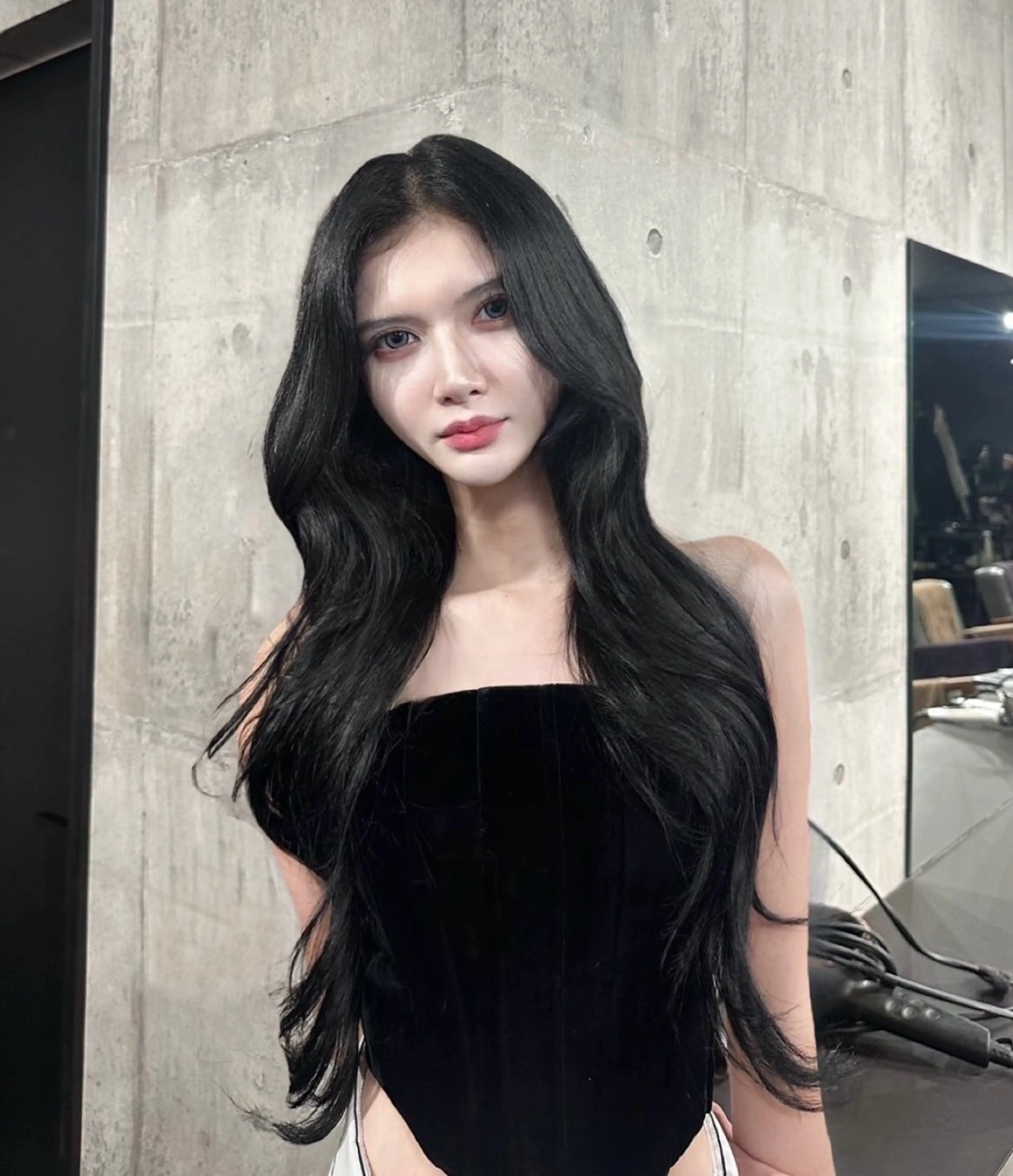 ロング カラー amy .のヘアスタイル