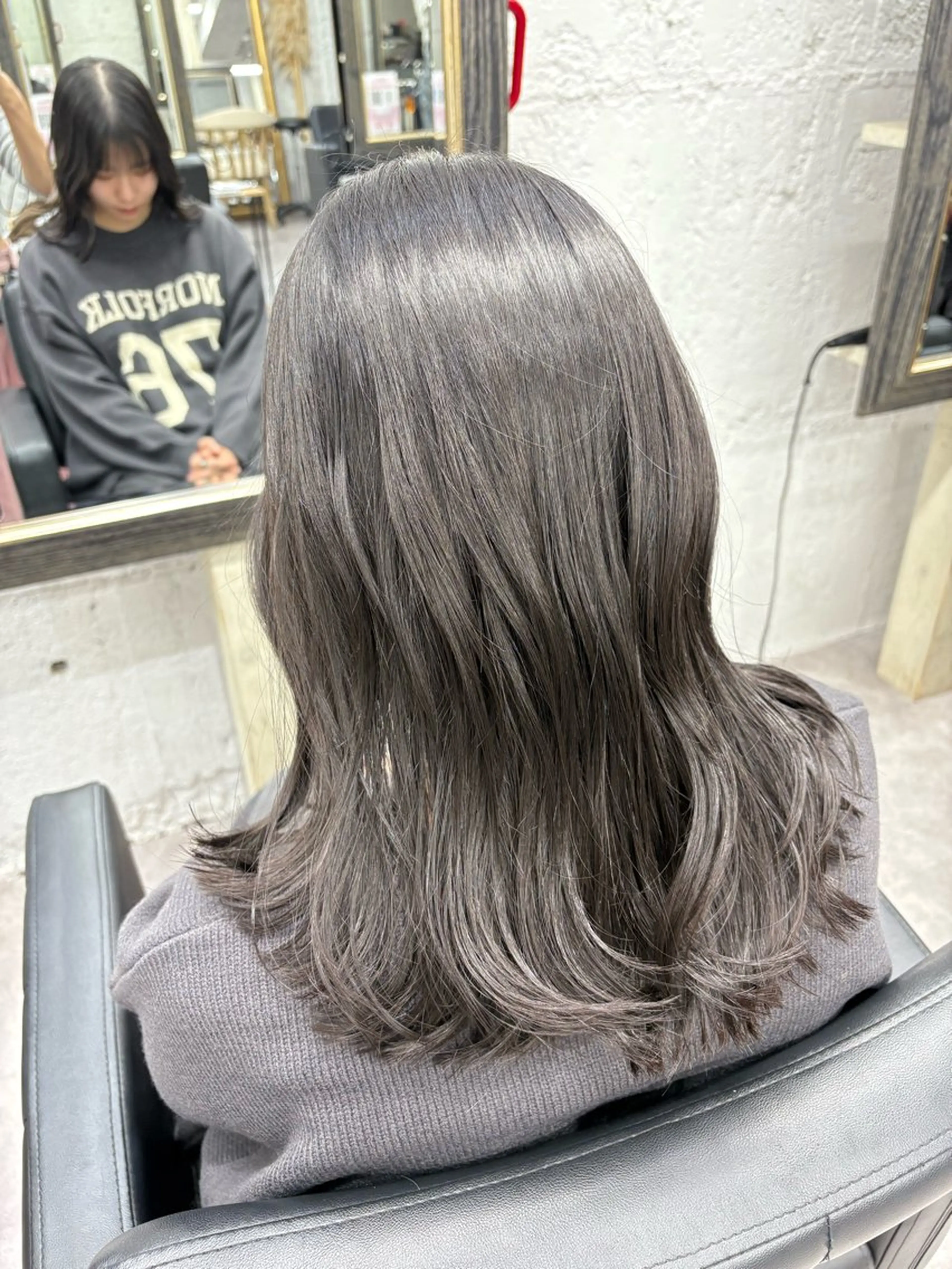 ミディアム 笹江 瑞穂のヘアスタイル