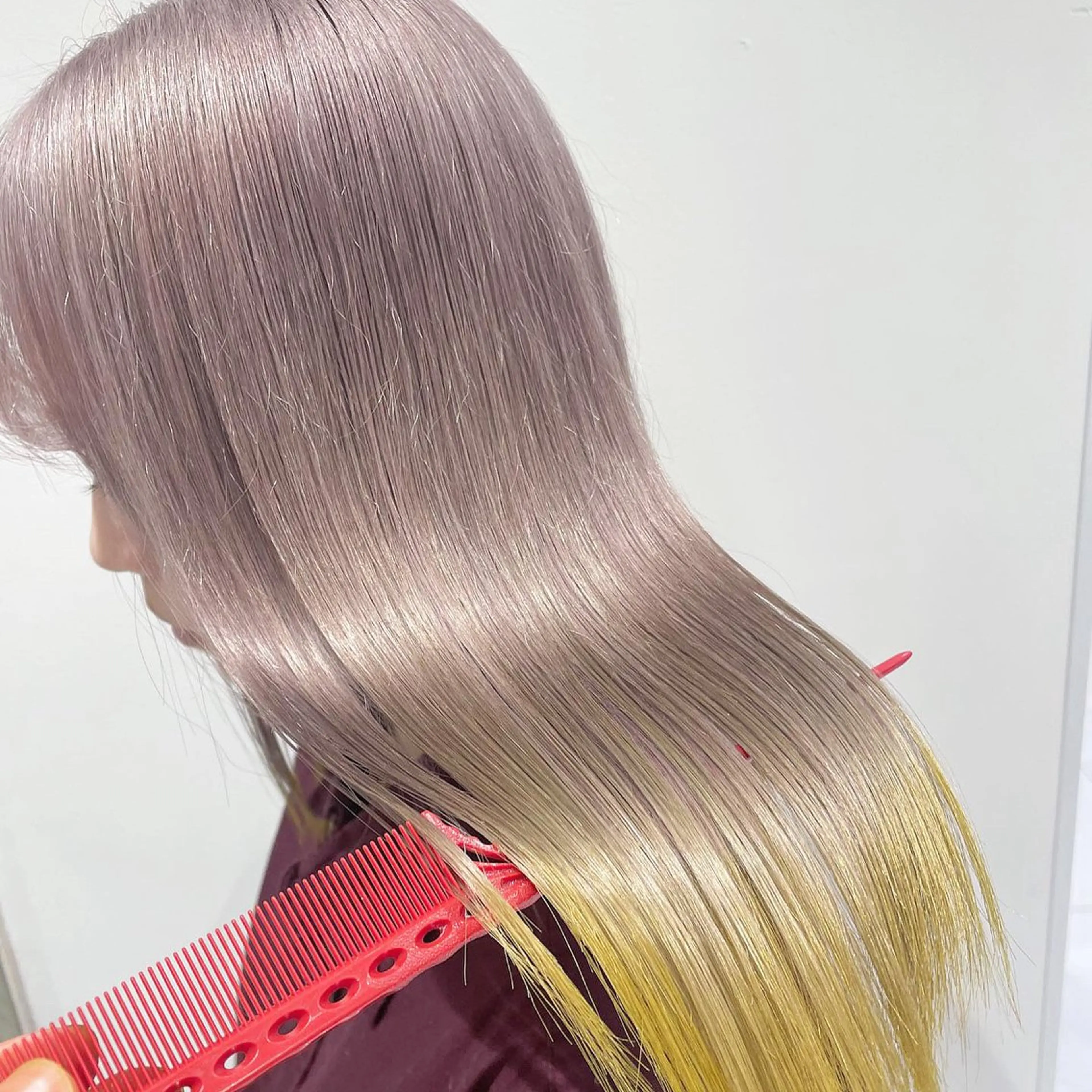 カラー 長尾菜々美🐰 ／ハイトーンカラーのヘアスタイル