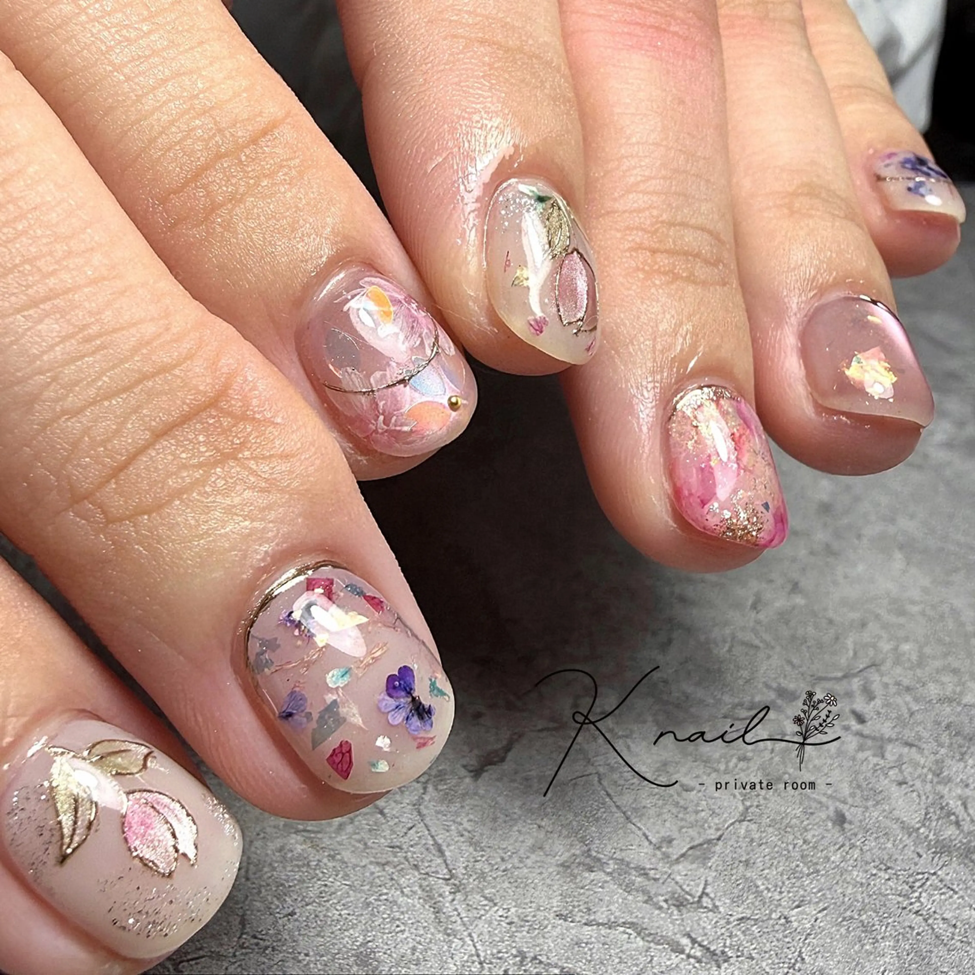 ネイル フラワーネイル ニュアンスネイル ハンドネイル 王 雅文のネイルデザイン