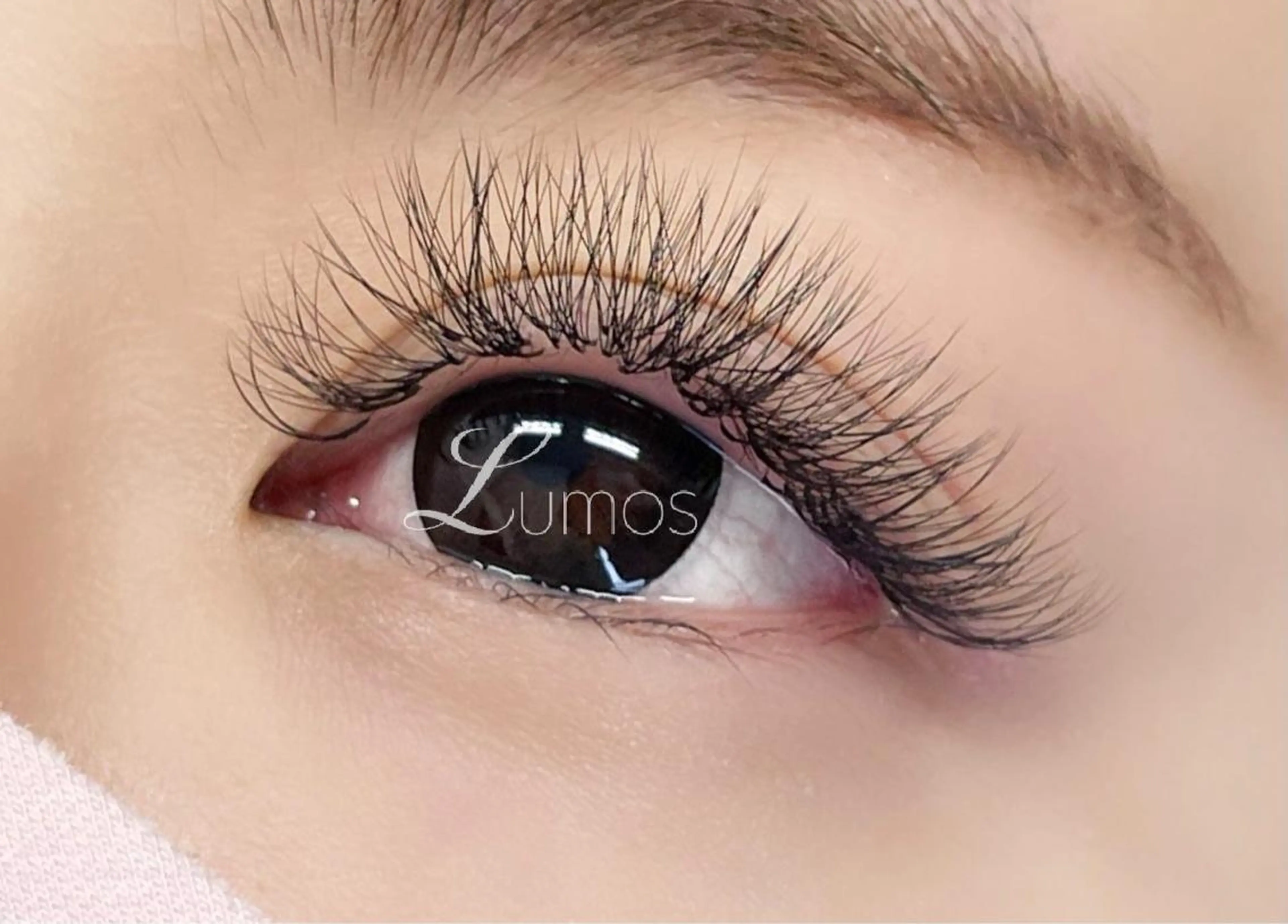 マツエク・マツパ ボリュームラッシュ マツエク Lumos nail&eyelash所属・Lumos Ayakaのマツエク・マツパデザイン