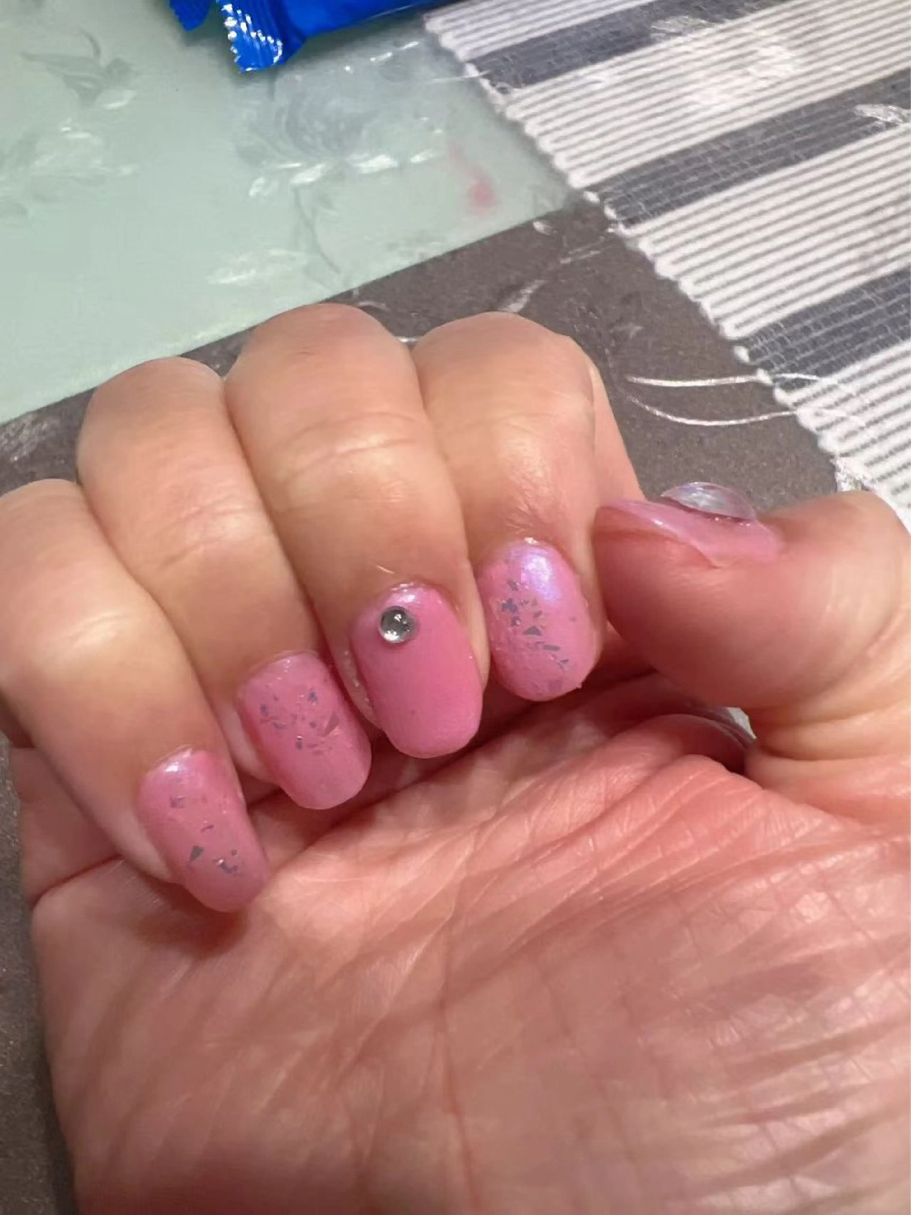 ネイル キラキラネイル 春ネイル 三田 サクラのネイルデザイン