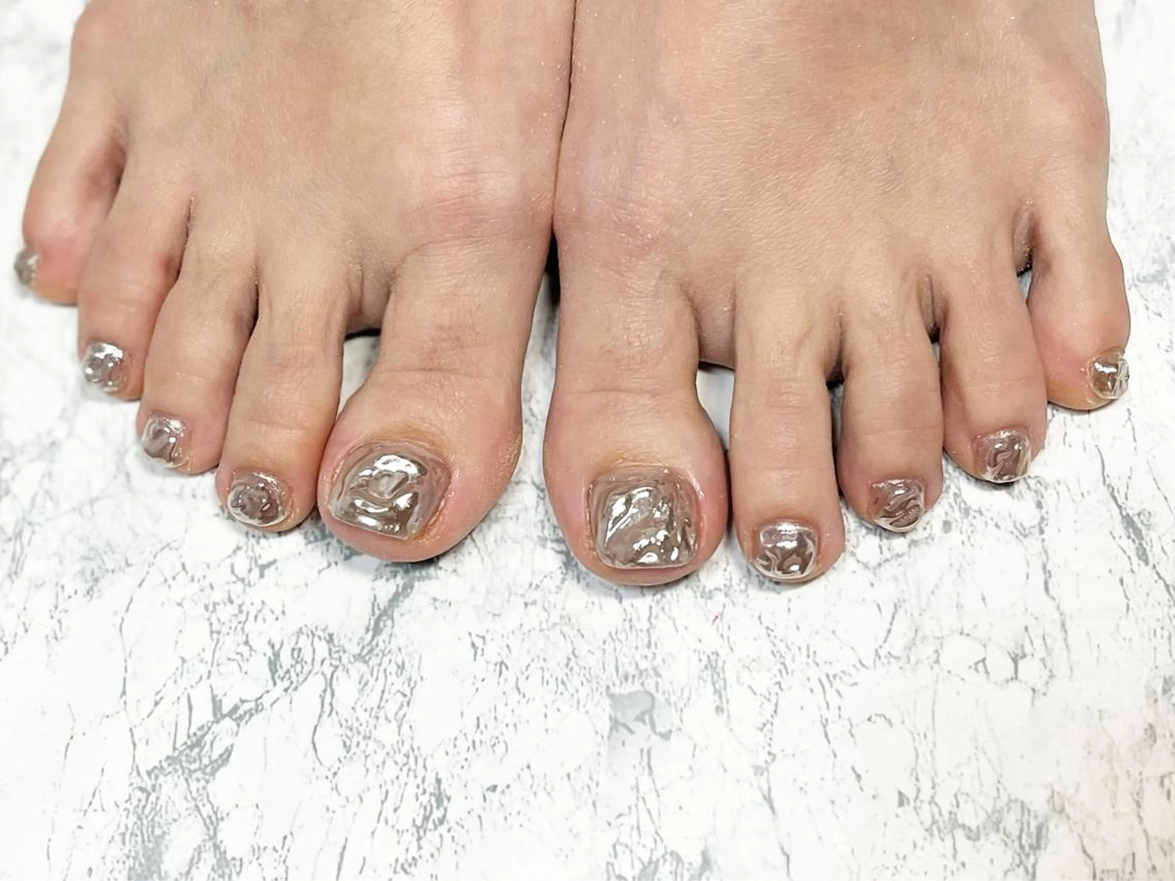 ネイル フットネイル ミラーネイル ニュアンスネイル シンプルネイル 春ネイル フットネイル ネイル フフラ所属・nail fufla ♡yamane♡のネイルデザイン