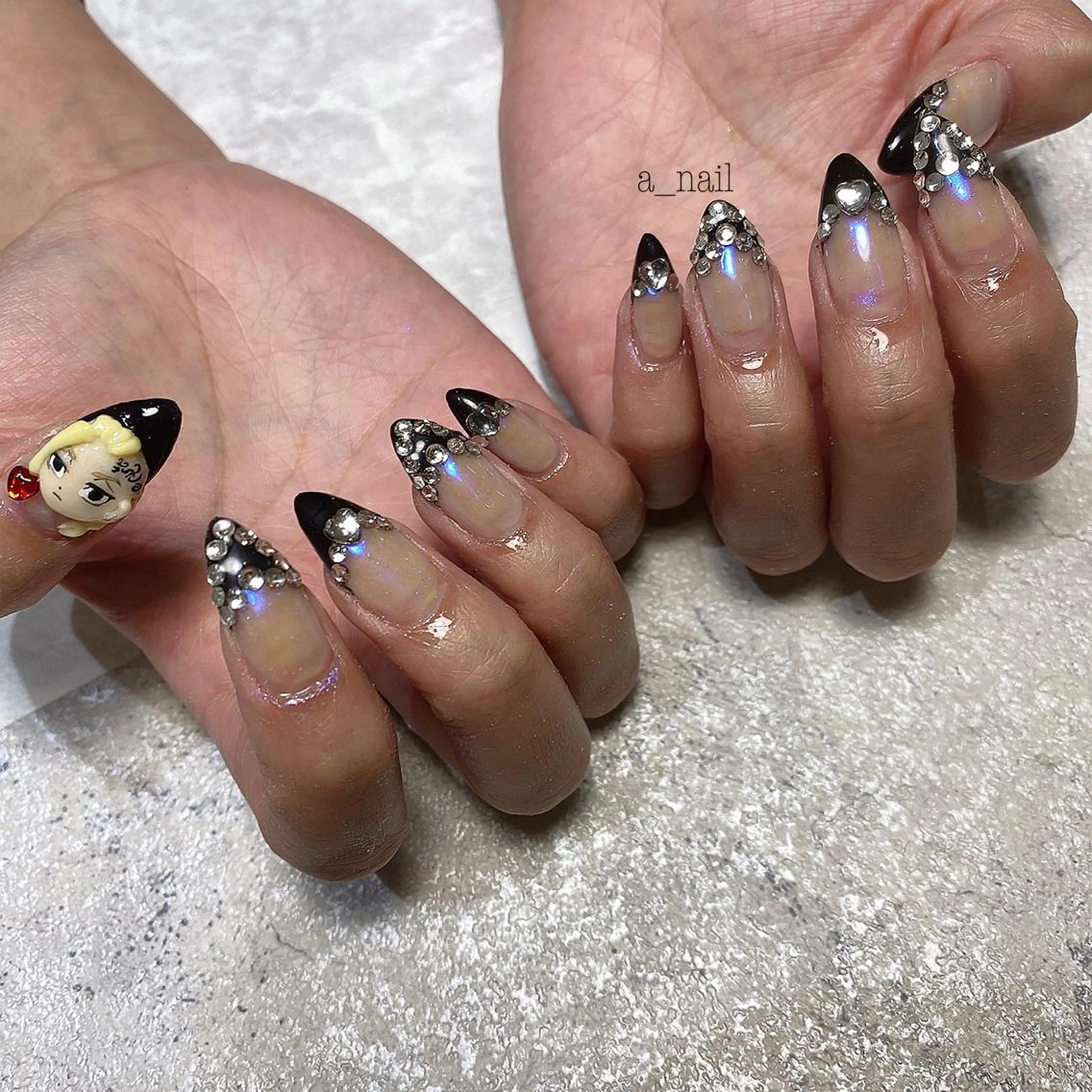 ネイル 菅 恵奈のネイルデザイン