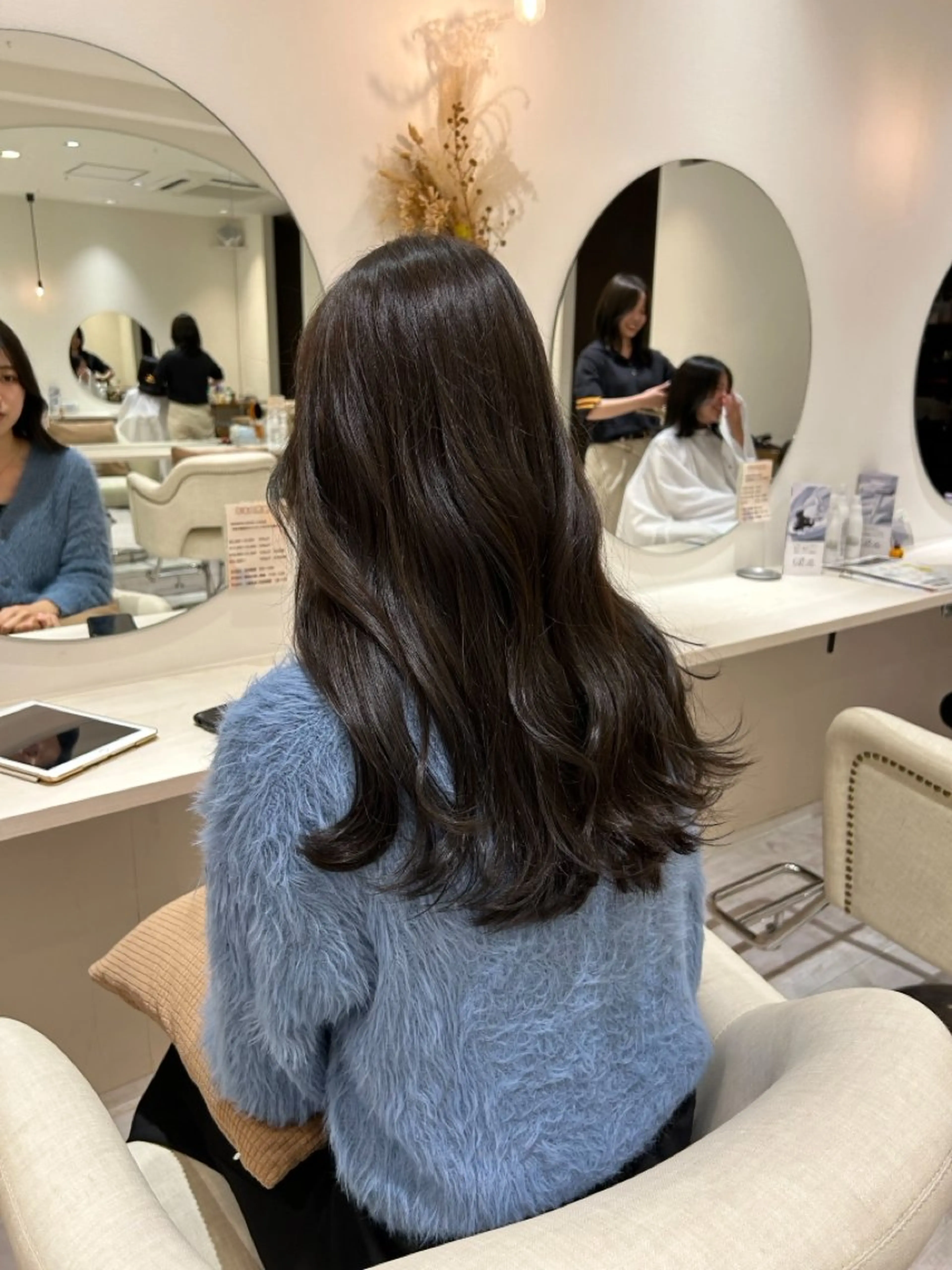 ロング カラー ブラウンカラー Ｆ.まひろ🎀 暖色カラー／ベージュのヘアスタイル