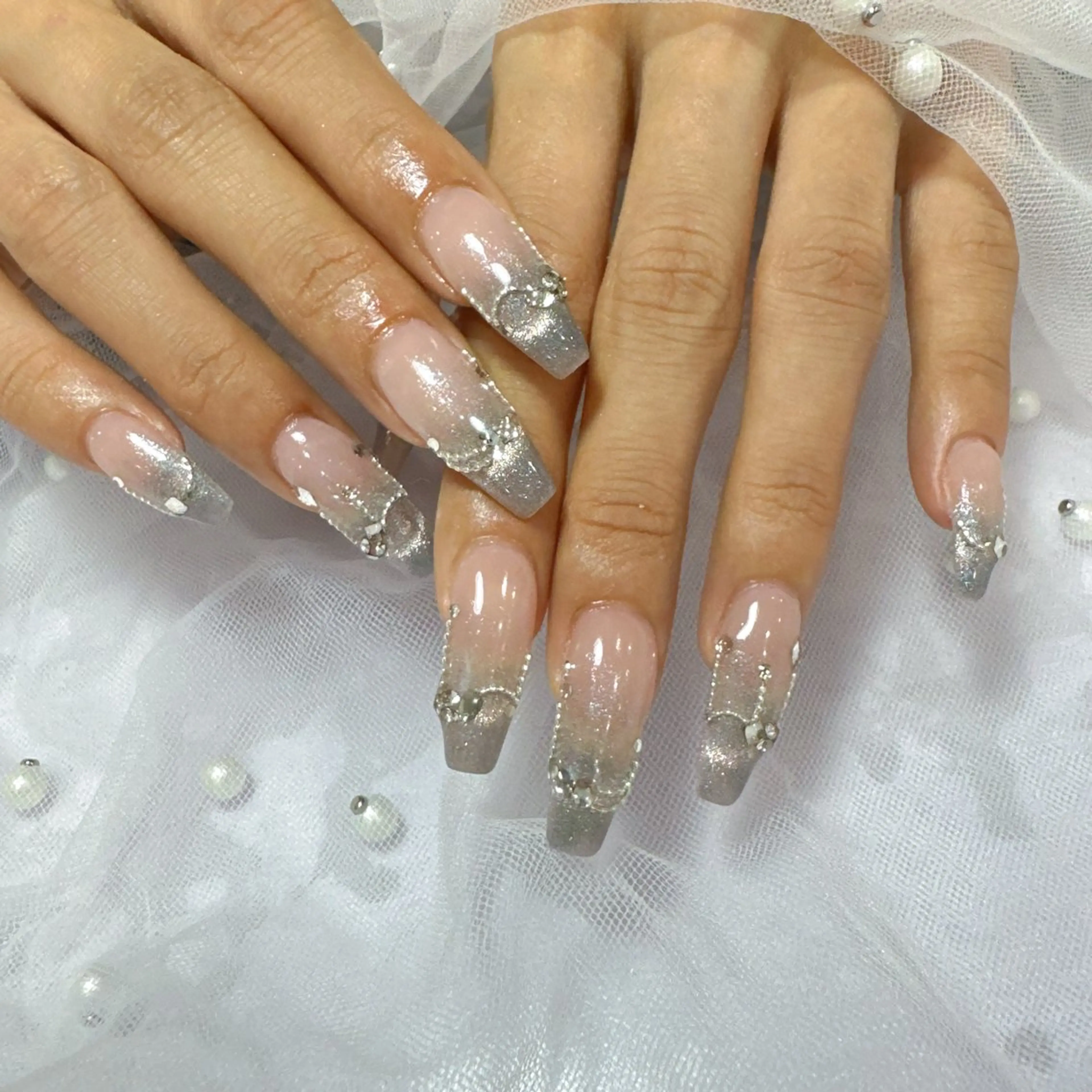 ネイル アートネイル フラッシュネイル フレンチネイル ジェルネイル ガラスフレンチ ハンドネイル You&Me Miyuのネイルデザイン