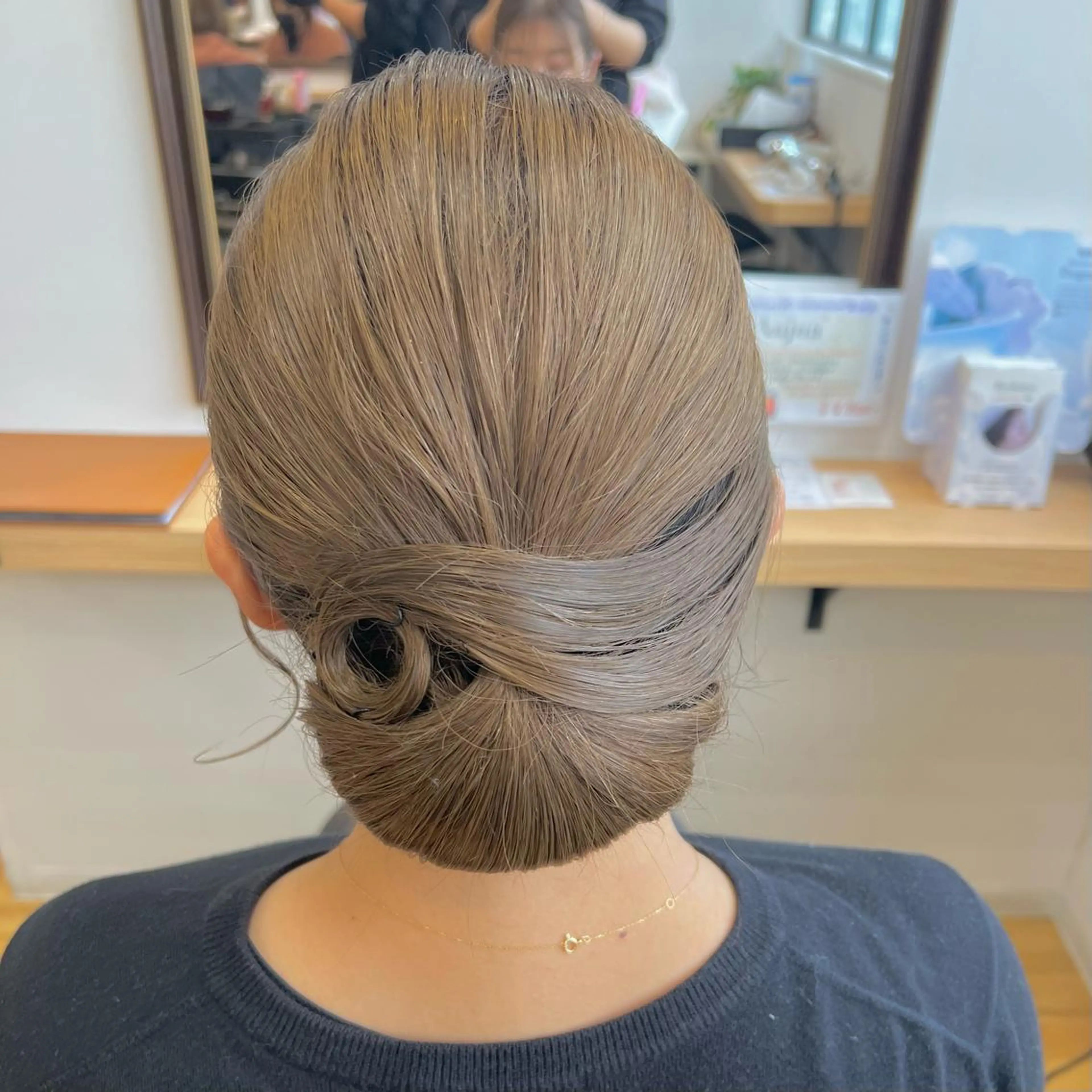 ヘアアレンジ 川畑 陽奈のヘアスタイル