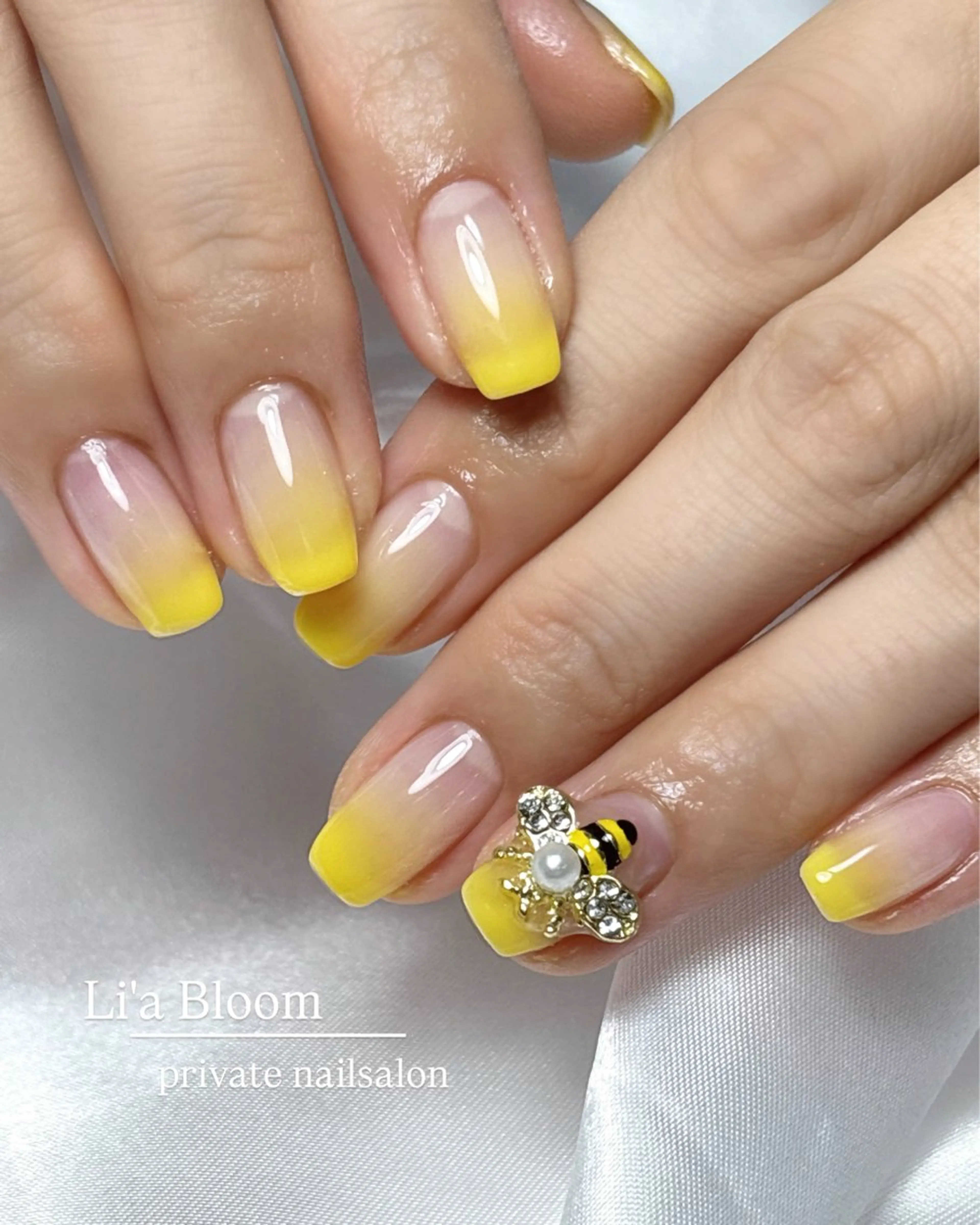 ネイル ハンドネイル Li'a Bloom所属・🦋🤍 madoka🤍のネイルデザイン