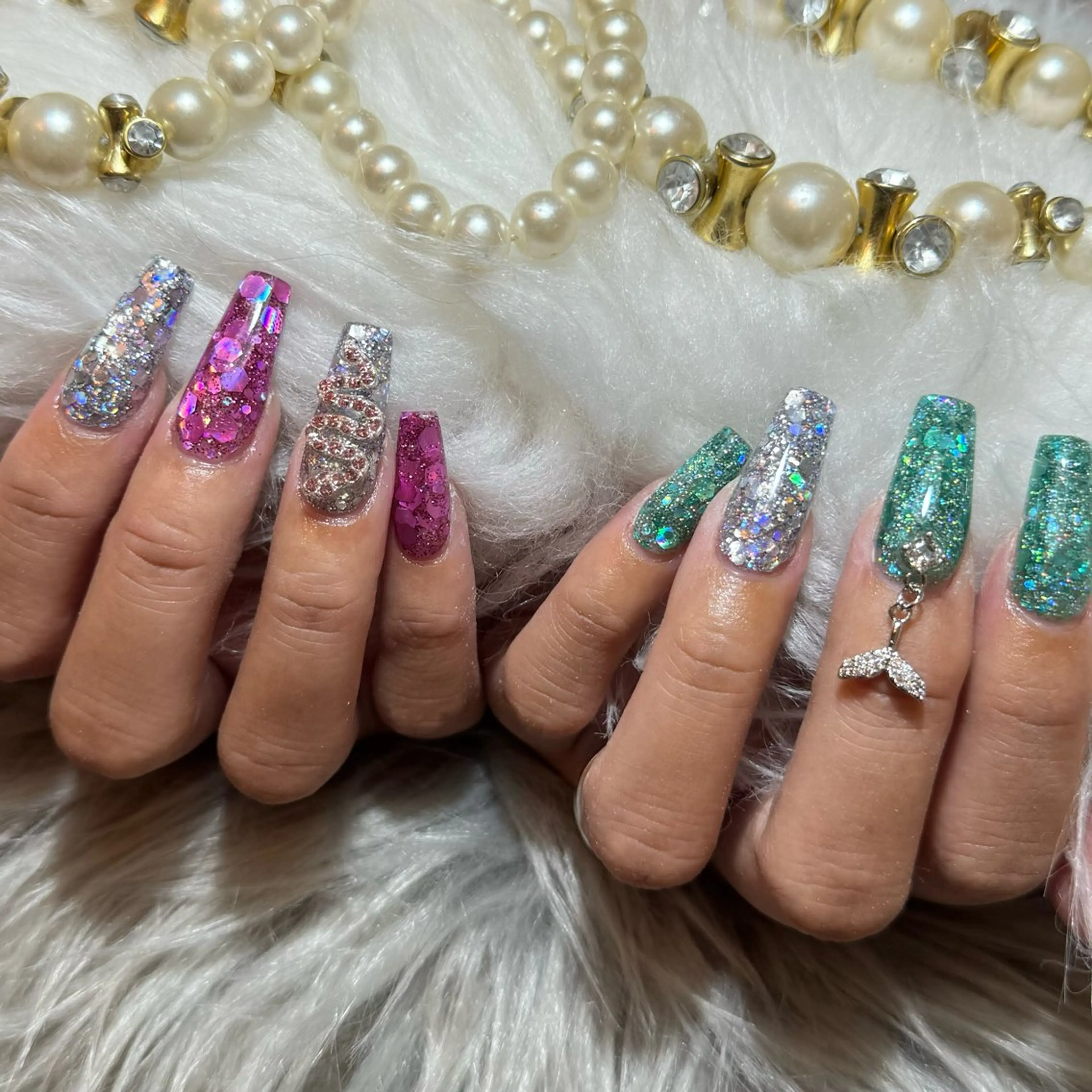 ネイル アートネイル スカルプネイル ハンドネイル feel ♡︎ remiのネイルデザイン