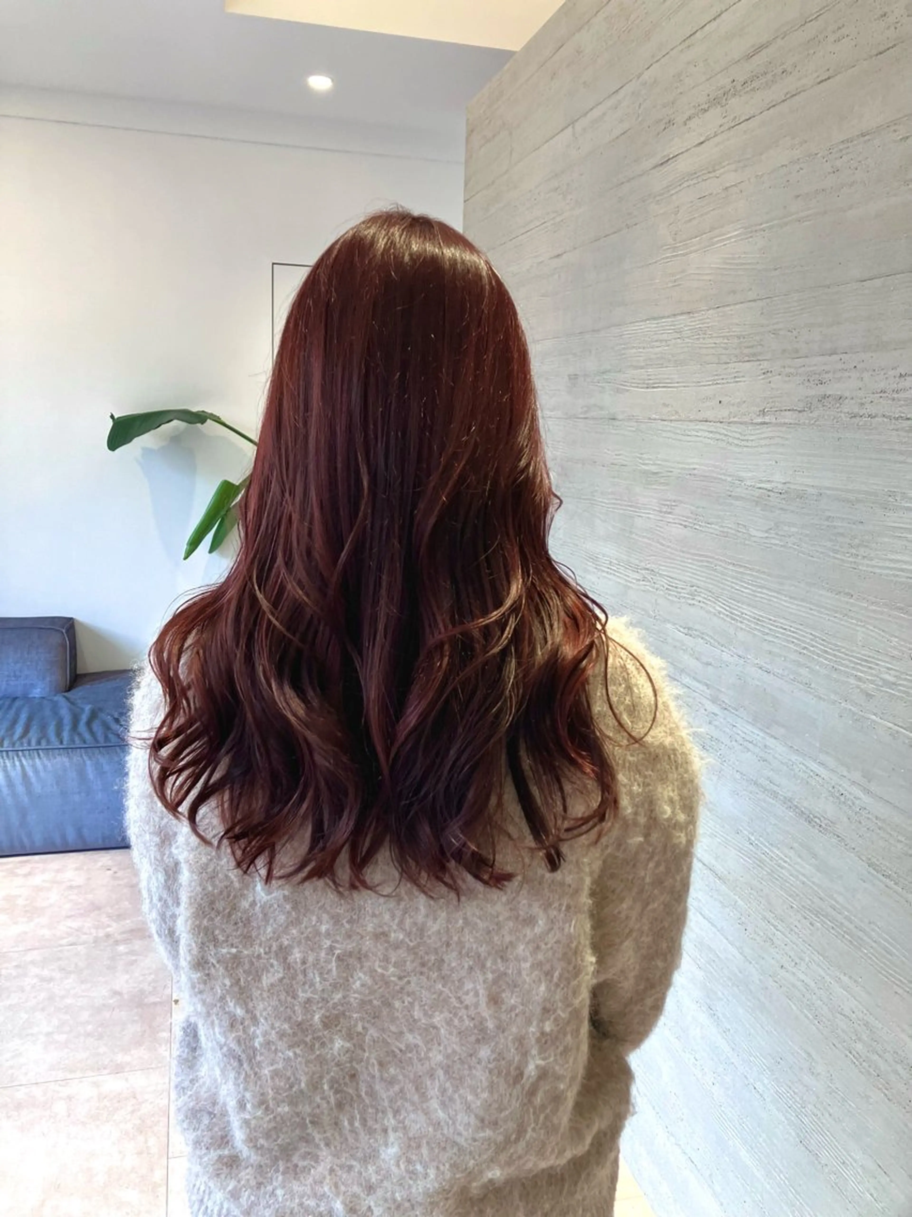 ロング カラー ピンクカラー サキ🤍ハイトーン 🩰くびれ巻きヘアのヘアスタイル