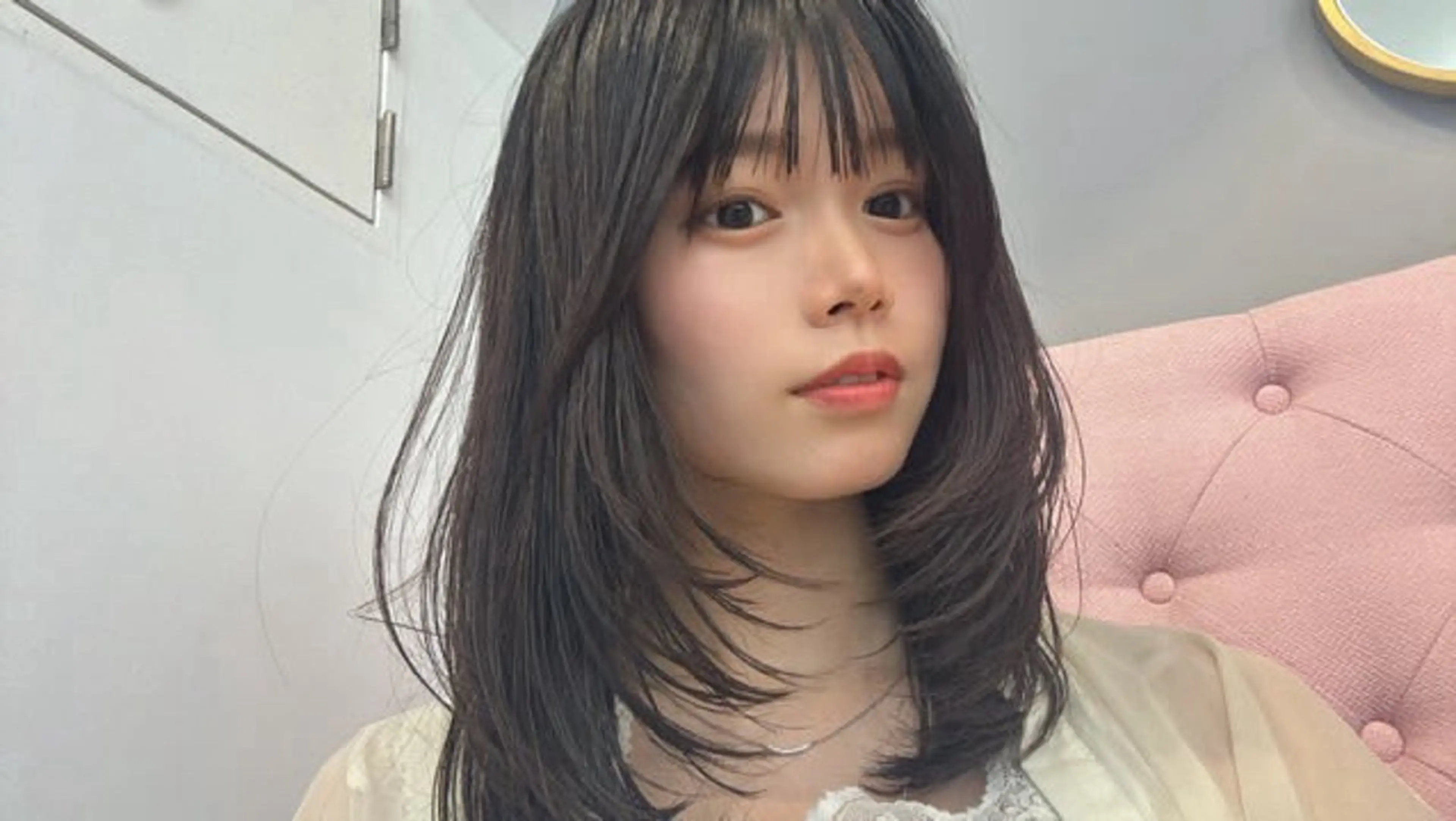 ミディアム 韓国風レイヤーカット 松葉翔のヘアスタイル