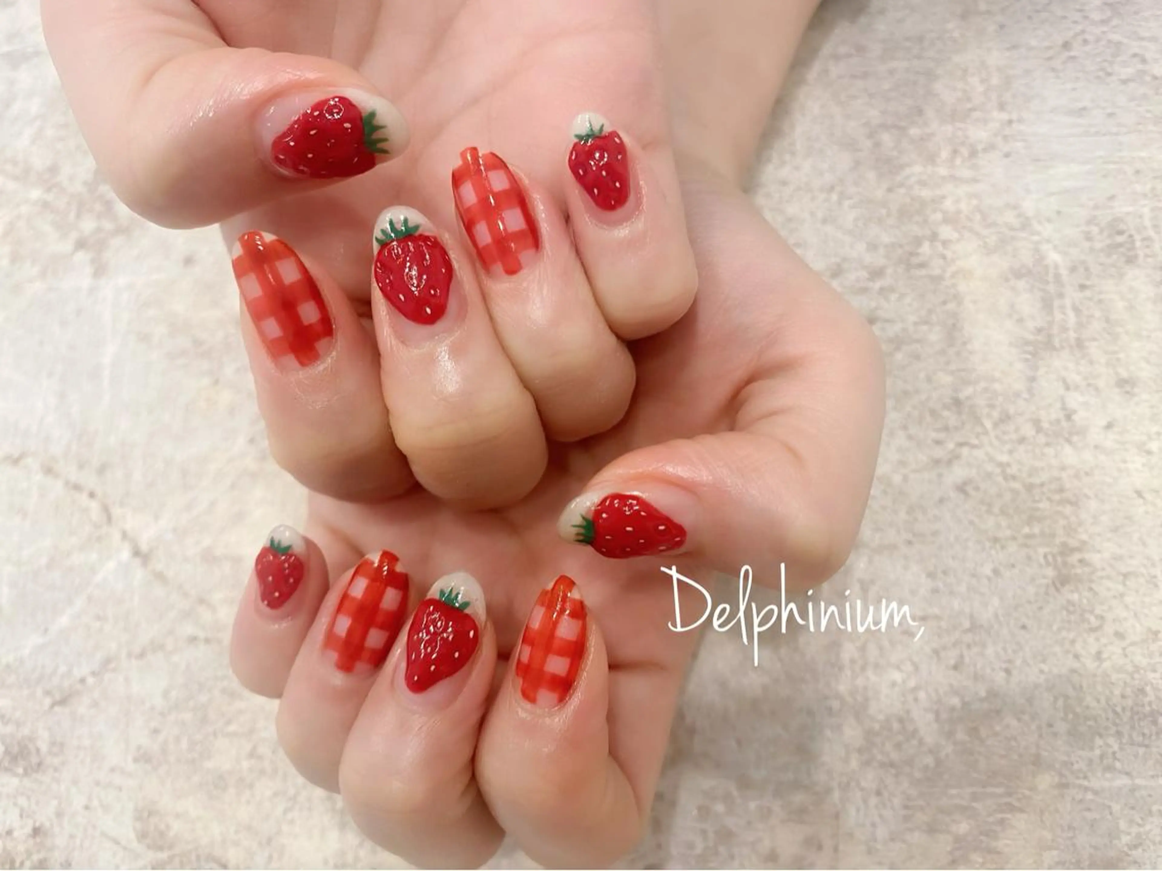 ネイル ハンドネイル 岡本 友恵のネイルデザイン