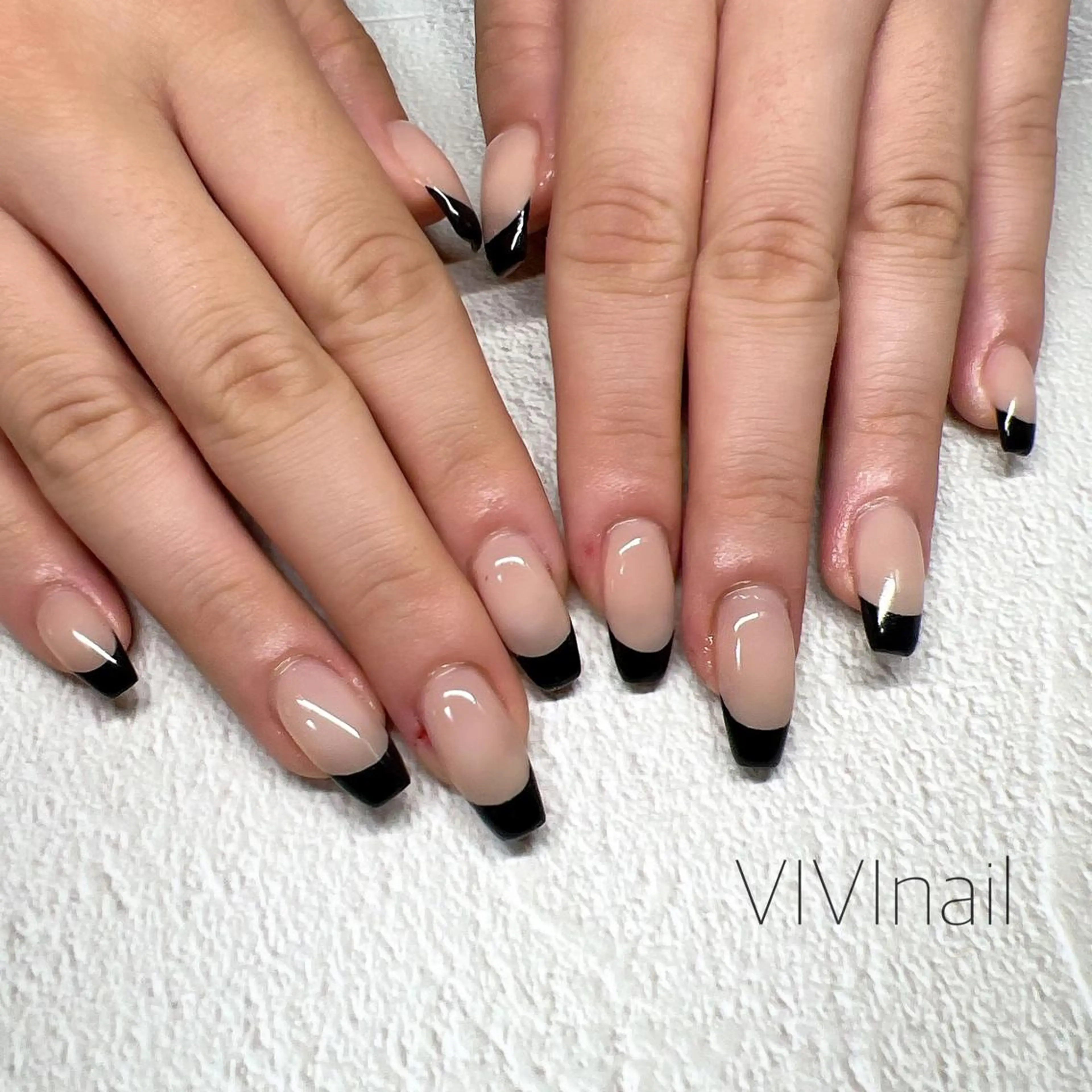 ネイル フレンチネイル シンプルネイル ハンドネイル vivi nailのネイルデザイン