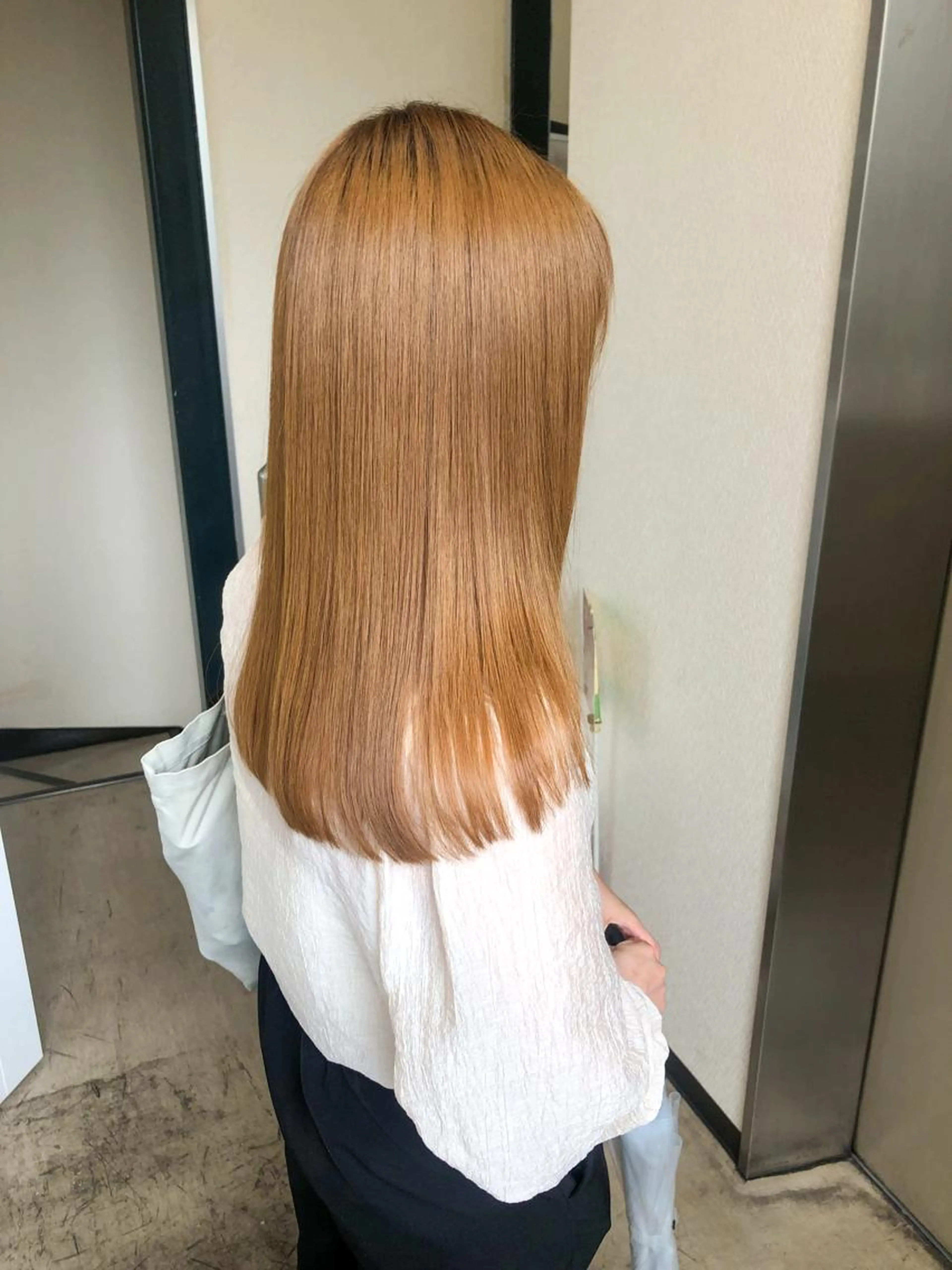 《髪質改善酸性ストレート》低ダメージで理想のストレートへ！ミロワールストレート🪞の写真