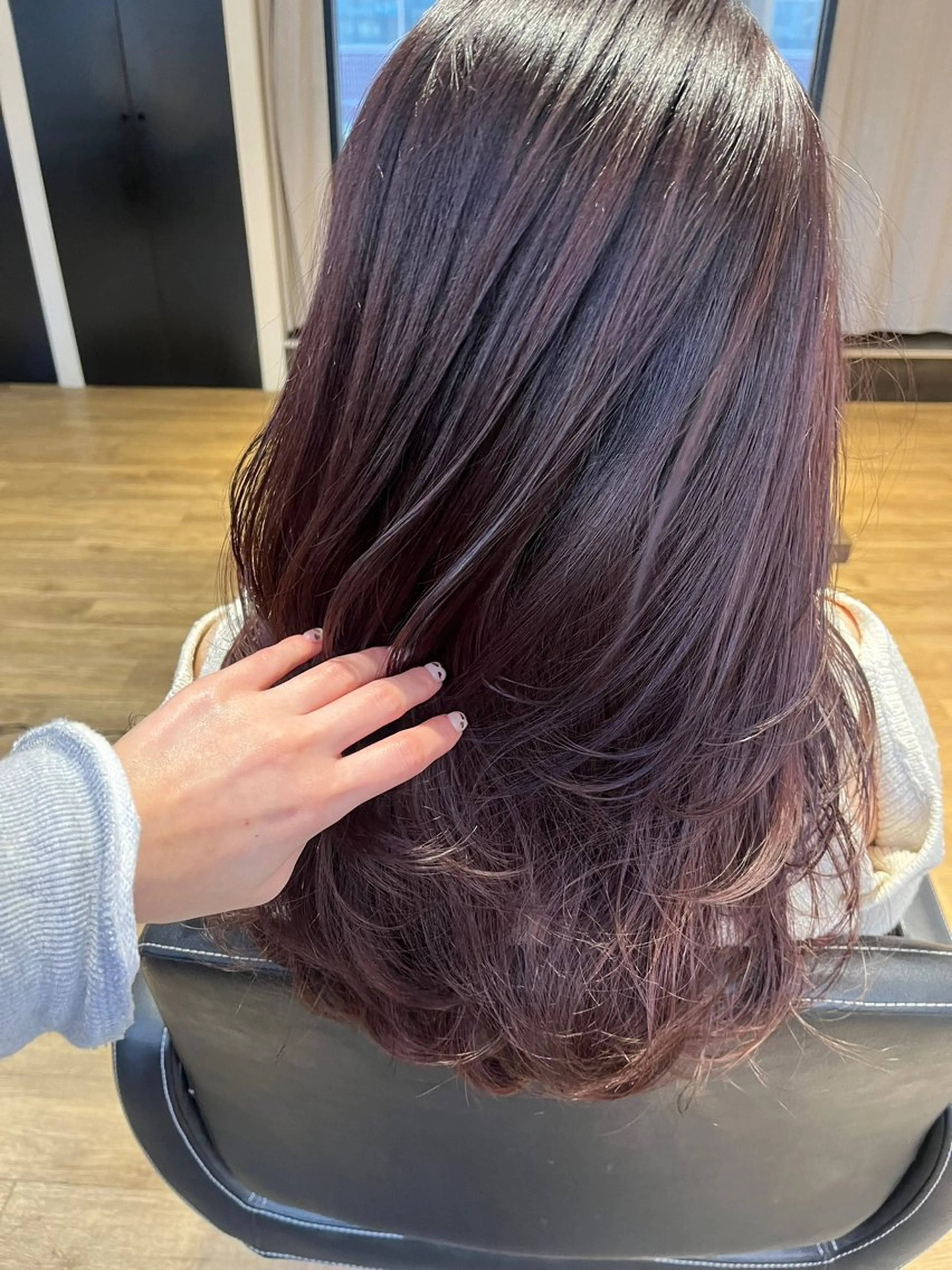 ロング カラー ブリーチ バイオレットカラー Riposo.所属・✨艶髪✨ 奈須晴香のヘアスタイル