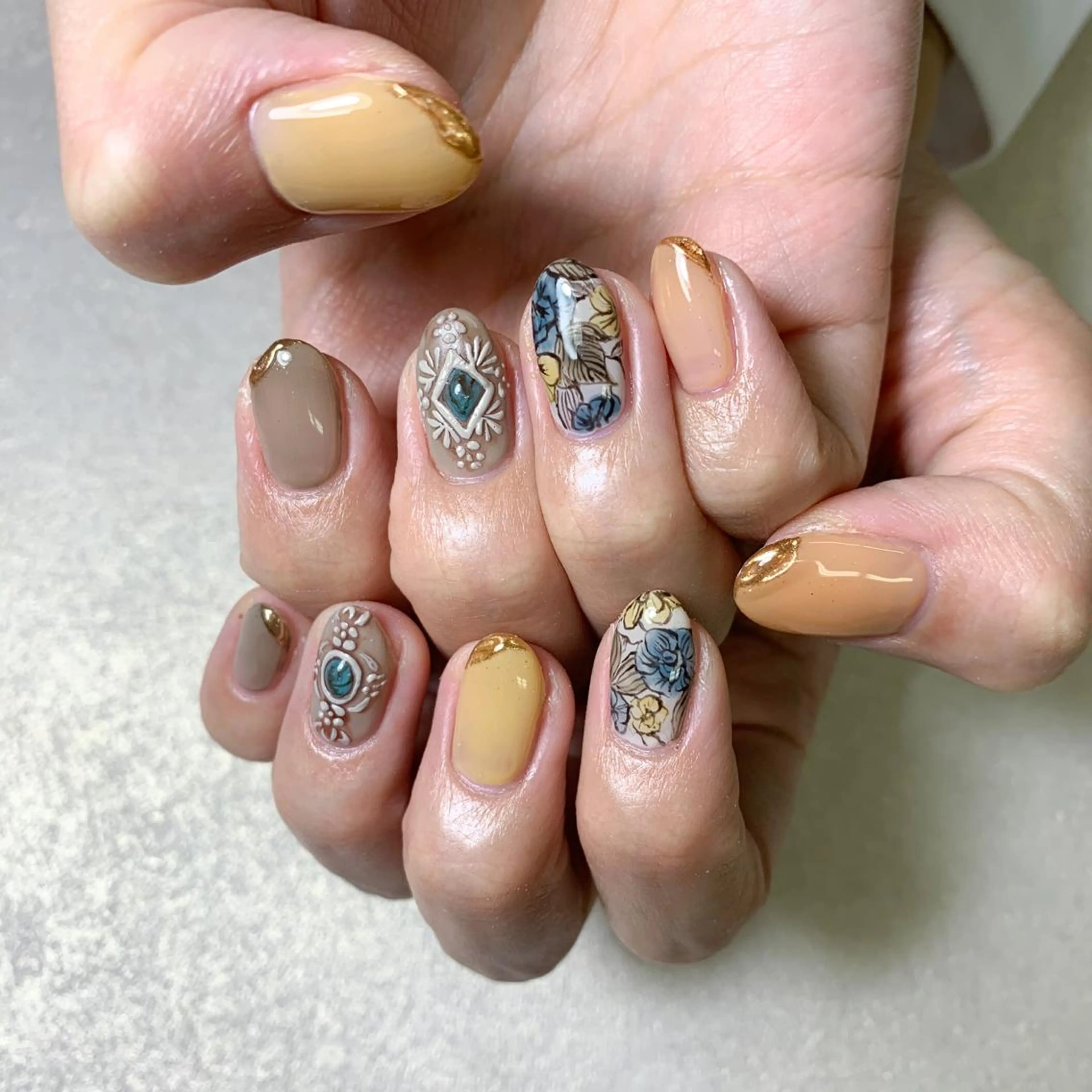 ネイル atelier　FIORITURA所属・FIORITURA aiのネイルデザイン