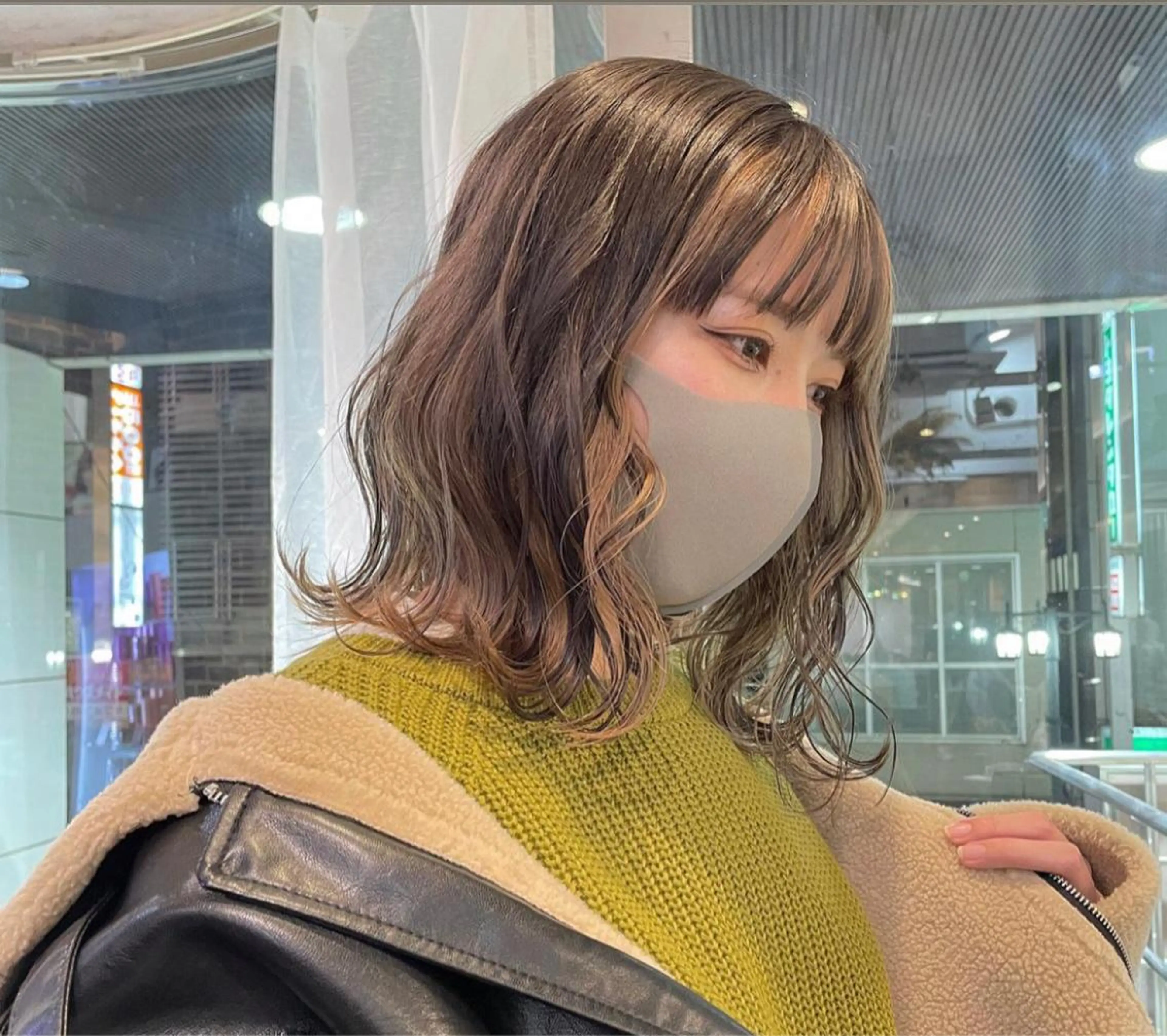 ミディアム カラー ハイトーンカラー 学生 酸性ストレート 🤍🎀honokaのヘアスタイル